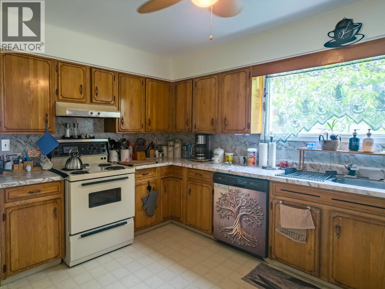 210 Anderson Street, Nelson, British Columbia  V1L 3X1 - Photo 12 - 10386562
