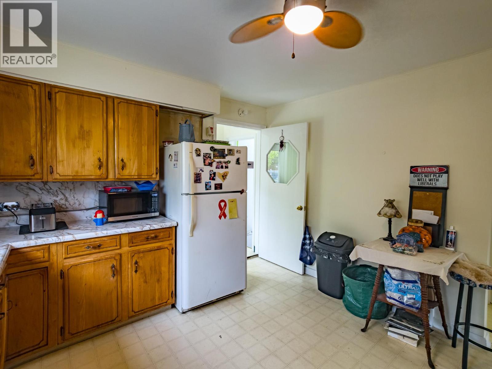 210 Anderson Street, Nelson, British Columbia  V1L 3X1 - Photo 13 - 10386562