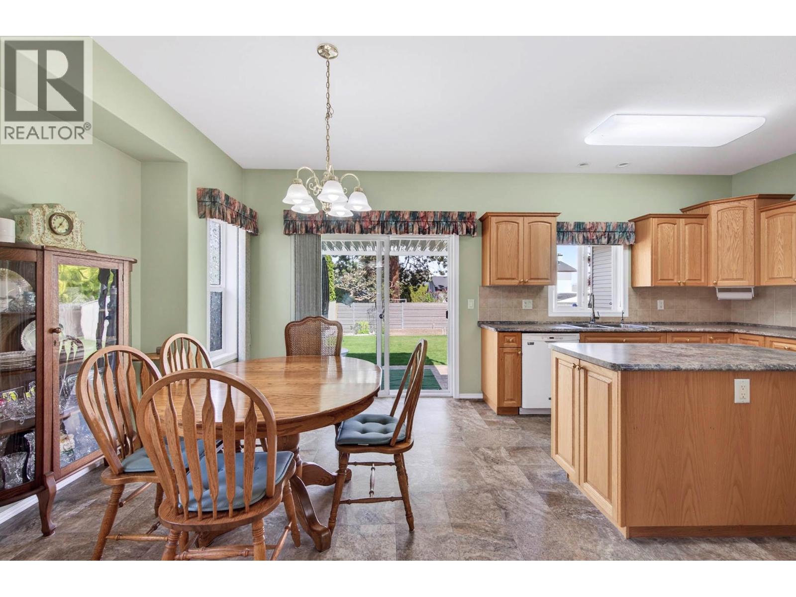 626 Cooper Place, Kamloops, British Columbia  V2B 8R7 - Photo 14 - 10386630