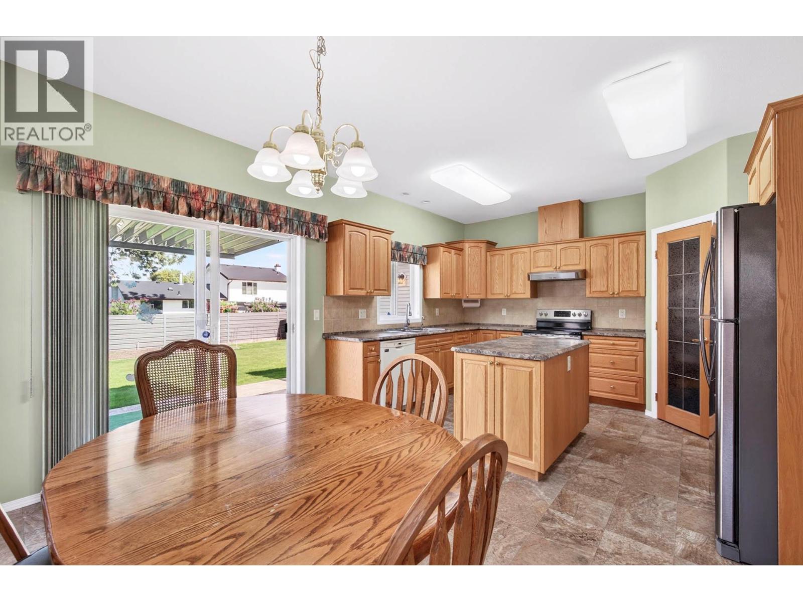 626 Cooper Place, Kamloops, British Columbia  V2B 8R7 - Photo 15 - 10386630