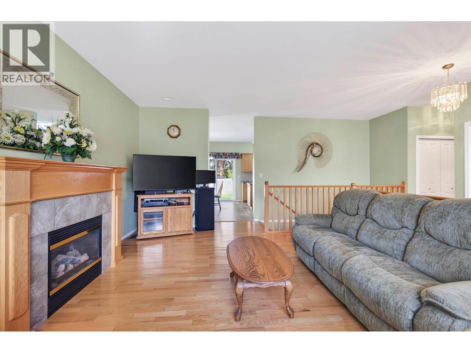 626 Cooper Place, Kamloops, British Columbia  V2B 8R7 - Photo 6 - 10386630
