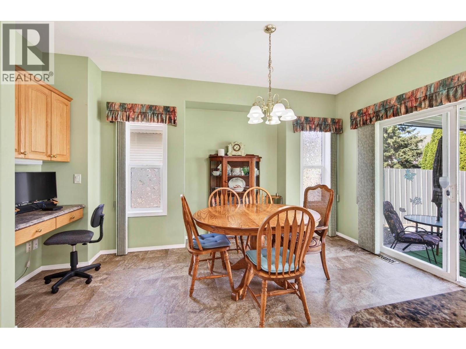 626 Cooper Place, Kamloops, British Columbia  V2B 8R7 - Photo 8 - 10386630