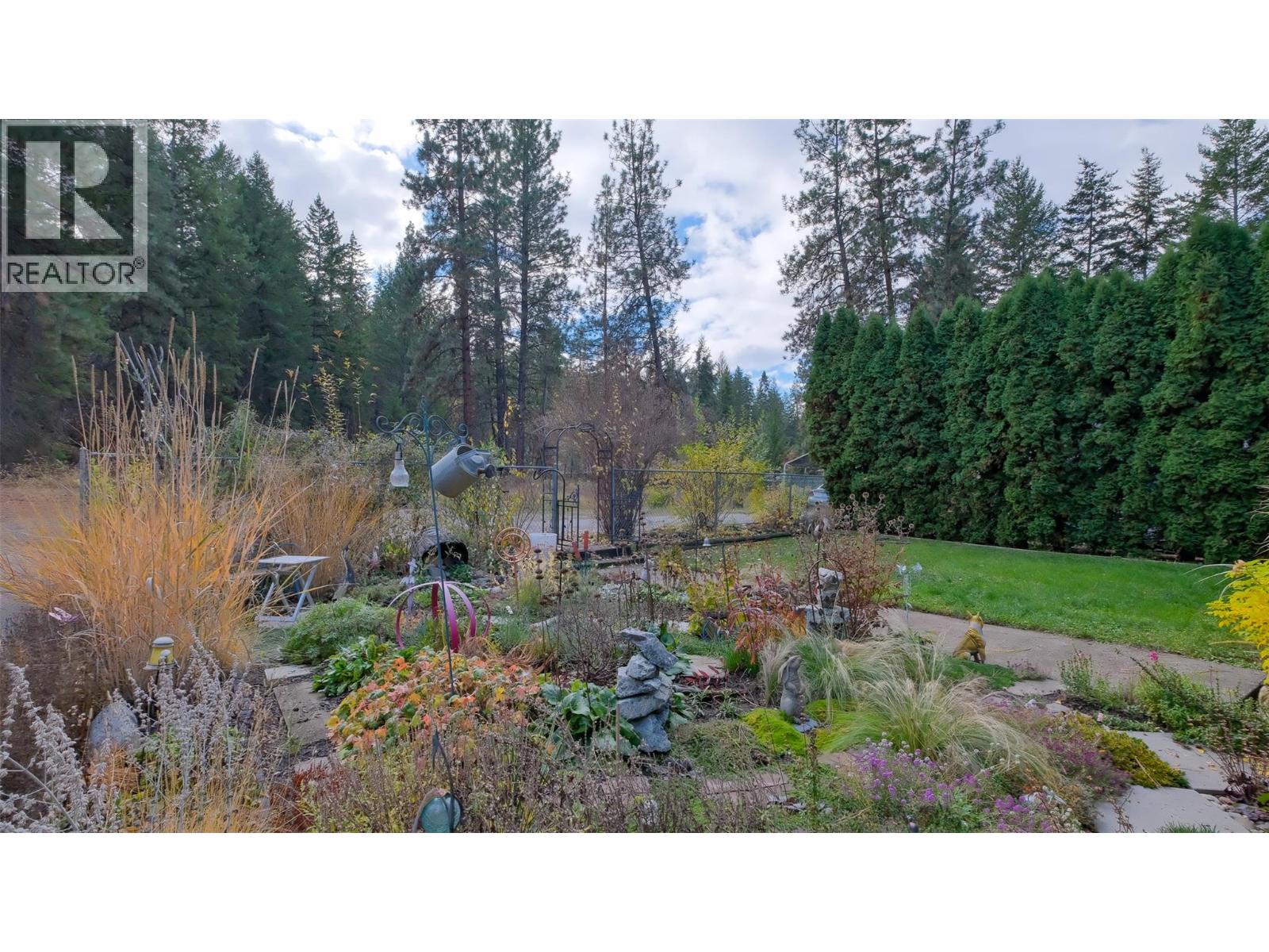 4099 Miller Road, Kelowna, British Columbia  V1W 4C7 - Photo 3 - 10386591