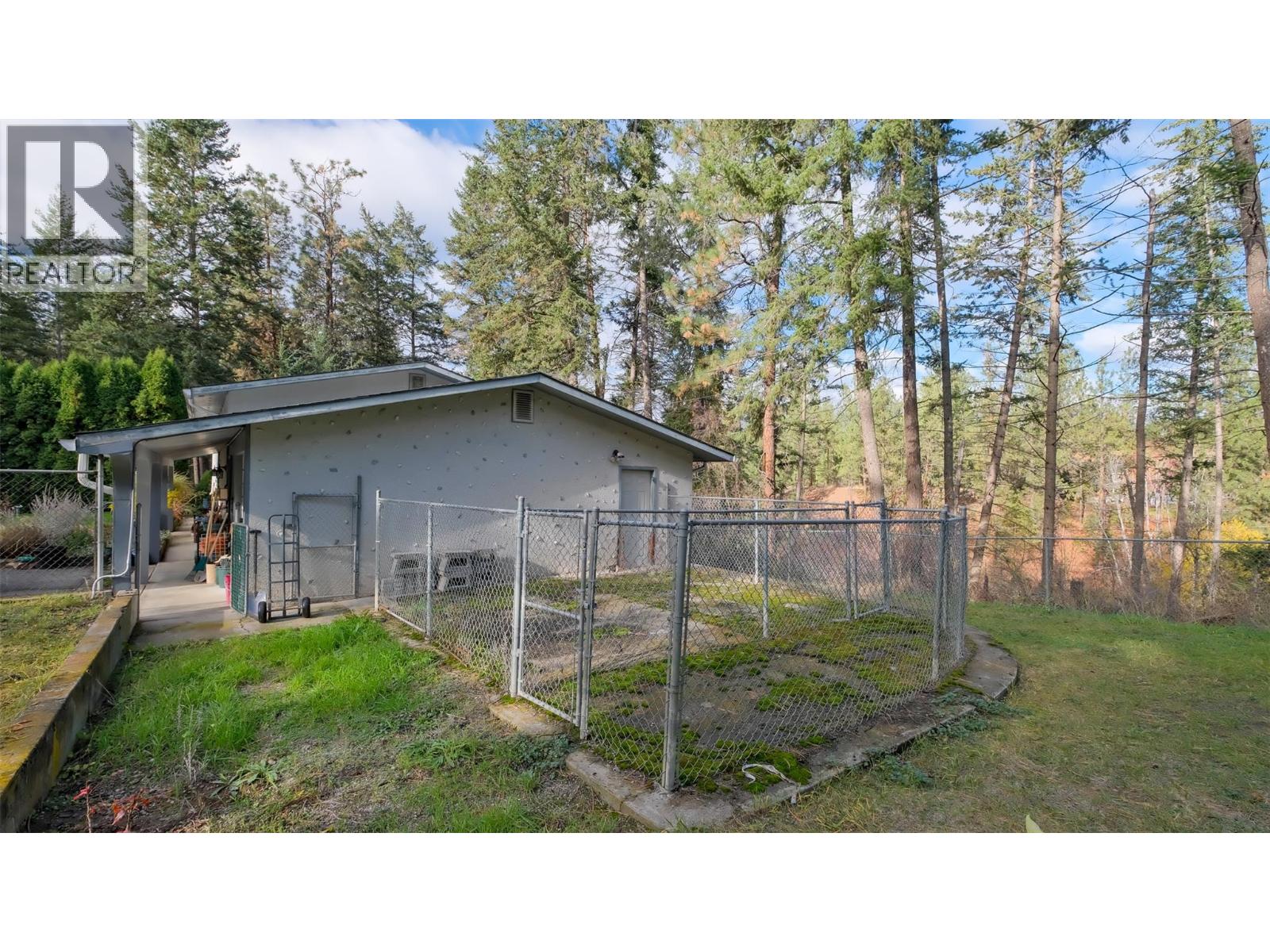 4099 Miller Road, Kelowna, British Columbia  V1W 4C7 - Photo 38 - 10386591
