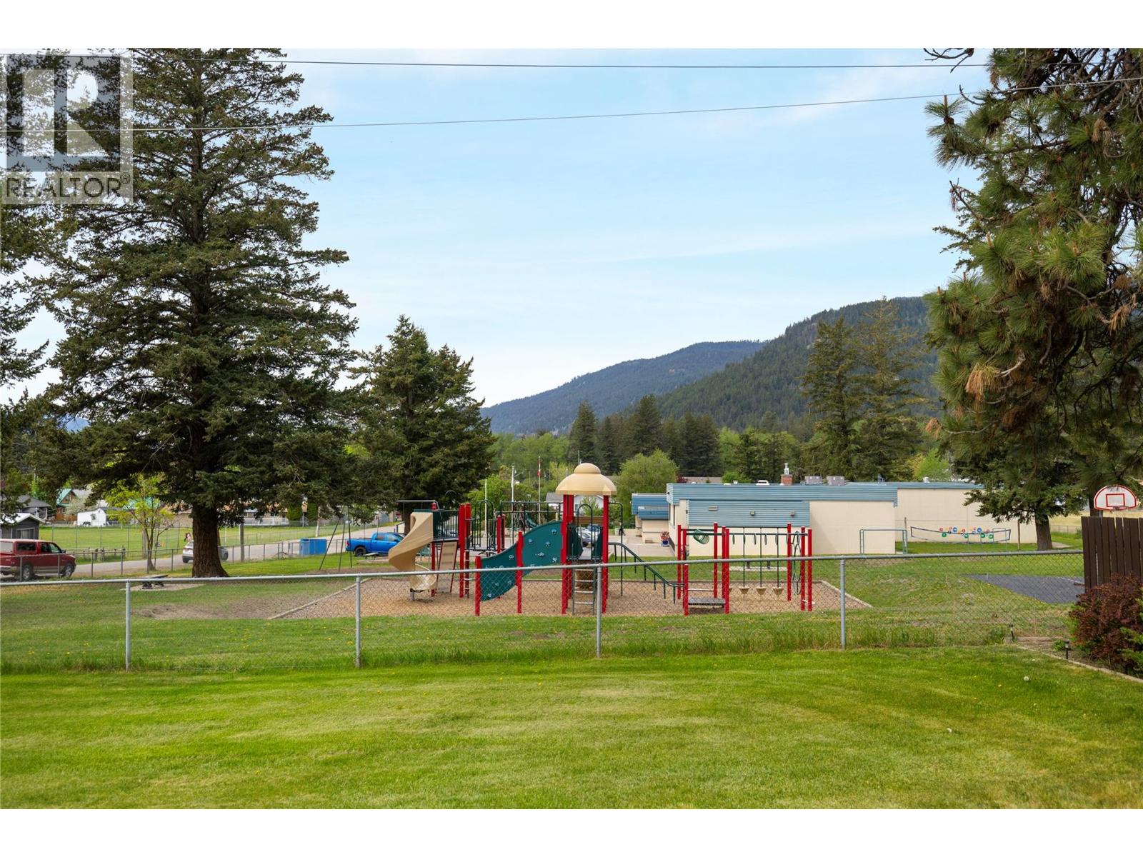 5708 Tuktakamin Road, Falkland, British Columbia  V0E 1W0 - Photo 30 - 10386512