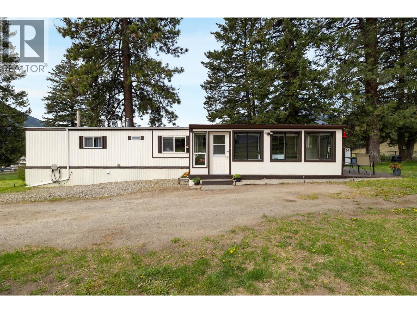 5708 Tuktakamin Road, Falkland, British Columbia  V0E 1W0 - Photo 33 - 10386512