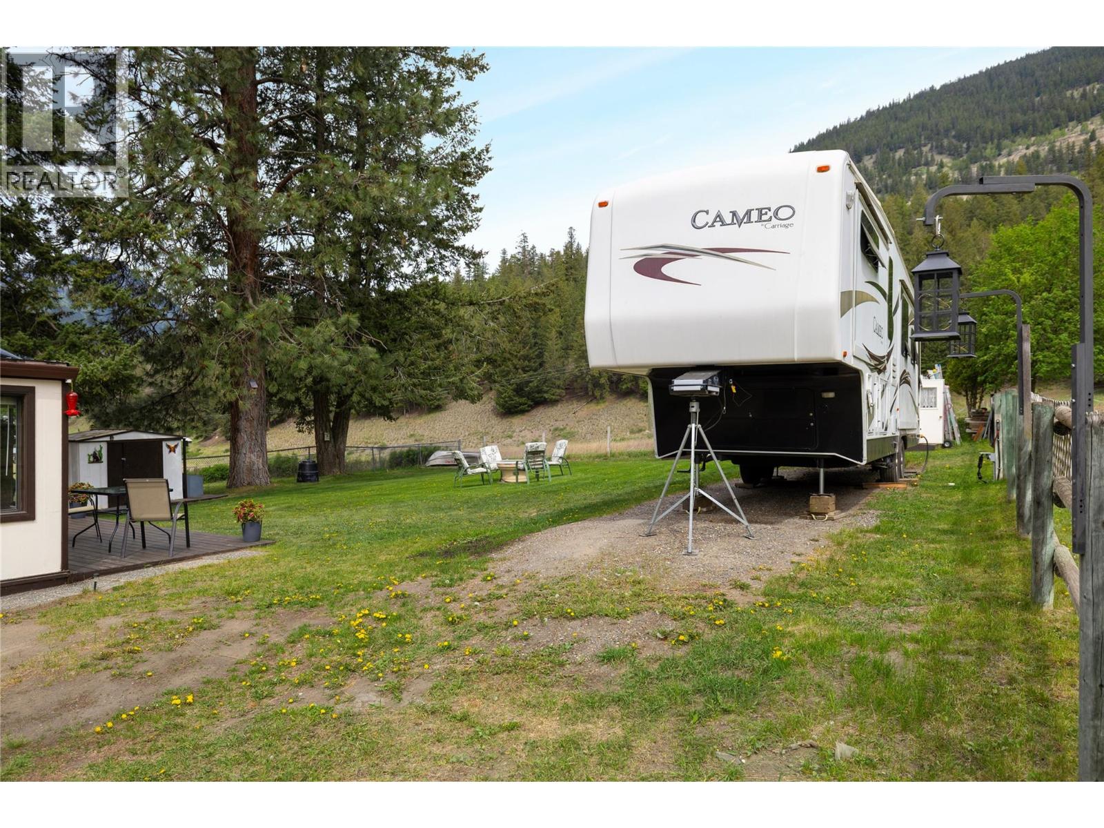 5708 Tuktakamin Road, Falkland, British Columbia  V0E 1W0 - Photo 35 - 10386512