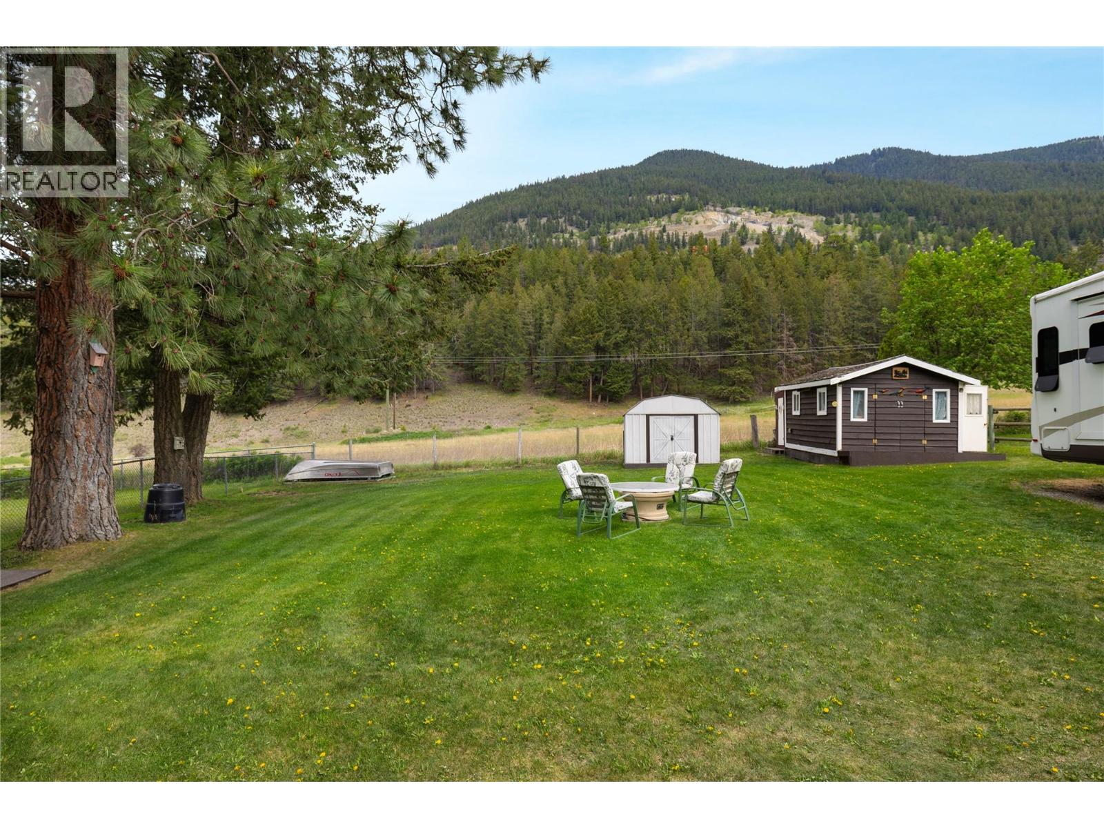 5708 Tuktakamin Road, Falkland, British Columbia  V0E 1W0 - Photo 39 - 10386512