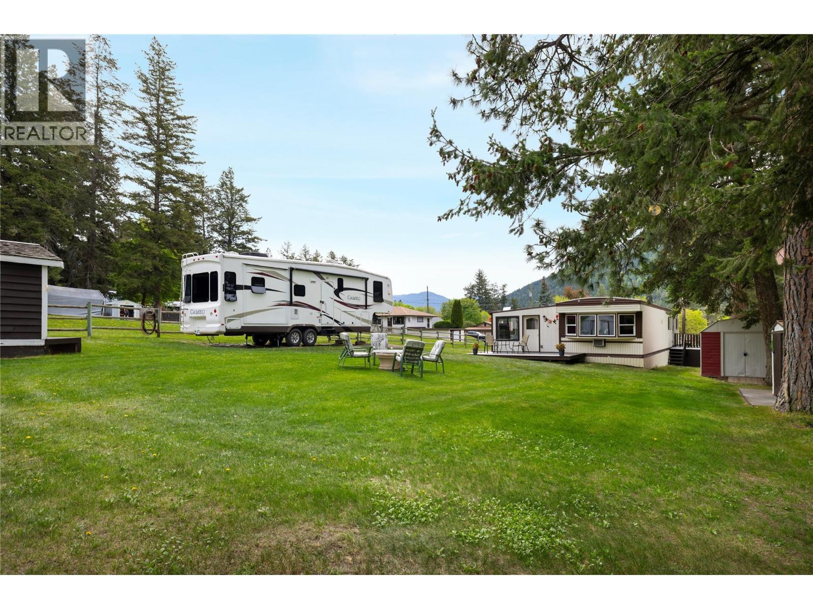 5708 Tuktakamin Road, Falkland, British Columbia  V0E 1W0 - Photo 44 - 10386512