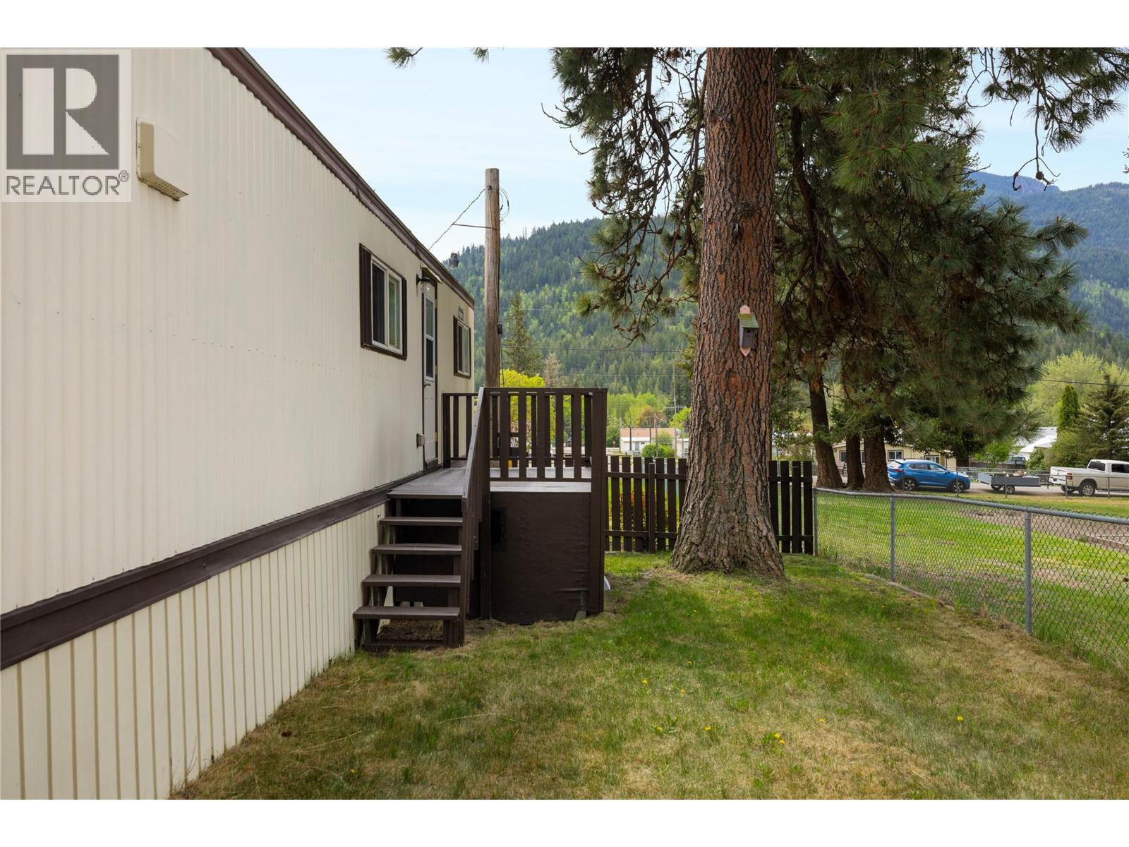 5708 Tuktakamin Road, Falkland, British Columbia  V0E 1W0 - Photo 45 - 10386512
