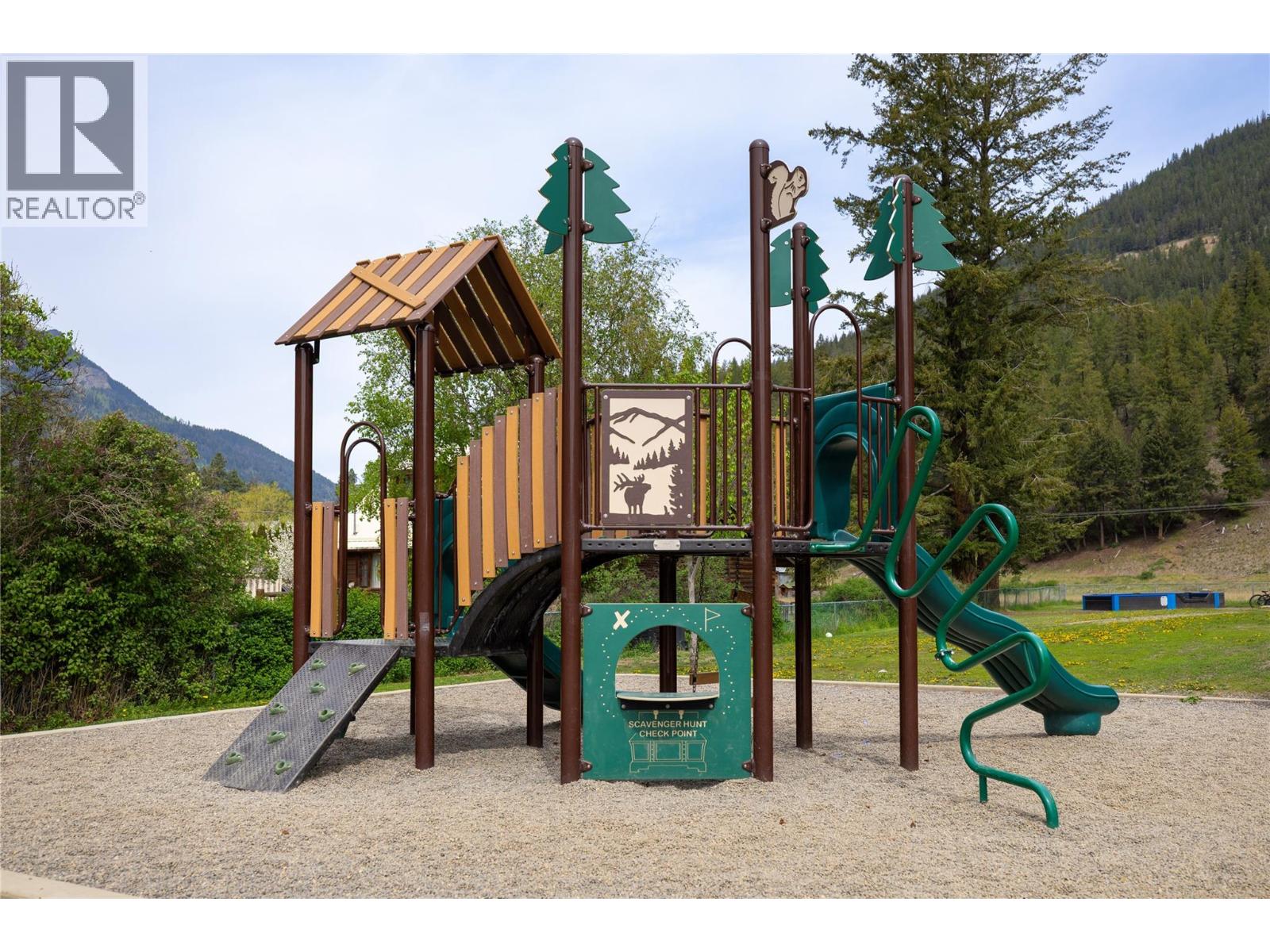 5708 Tuktakamin Road, Falkland, British Columbia  V0E 1W0 - Photo 49 - 10386512