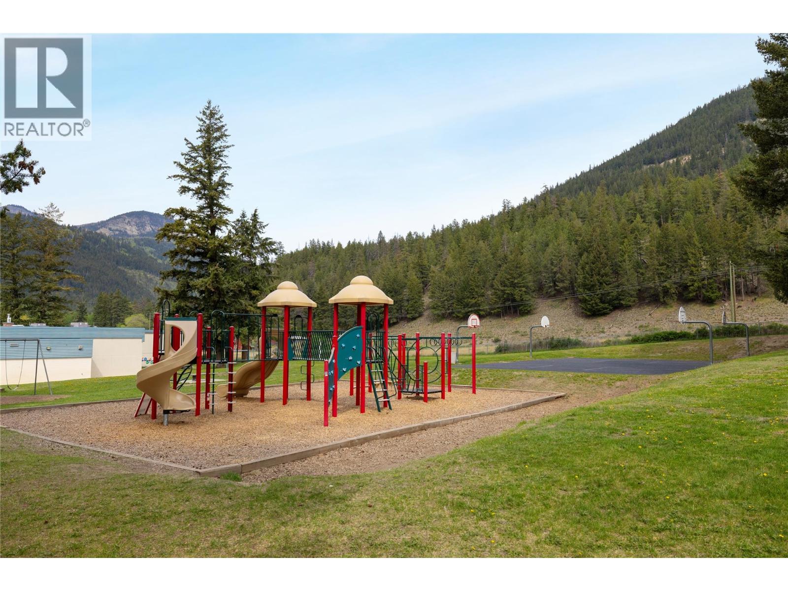 5708 Tuktakamin Road, Falkland, British Columbia  V0E 1W0 - Photo 50 - 10386512