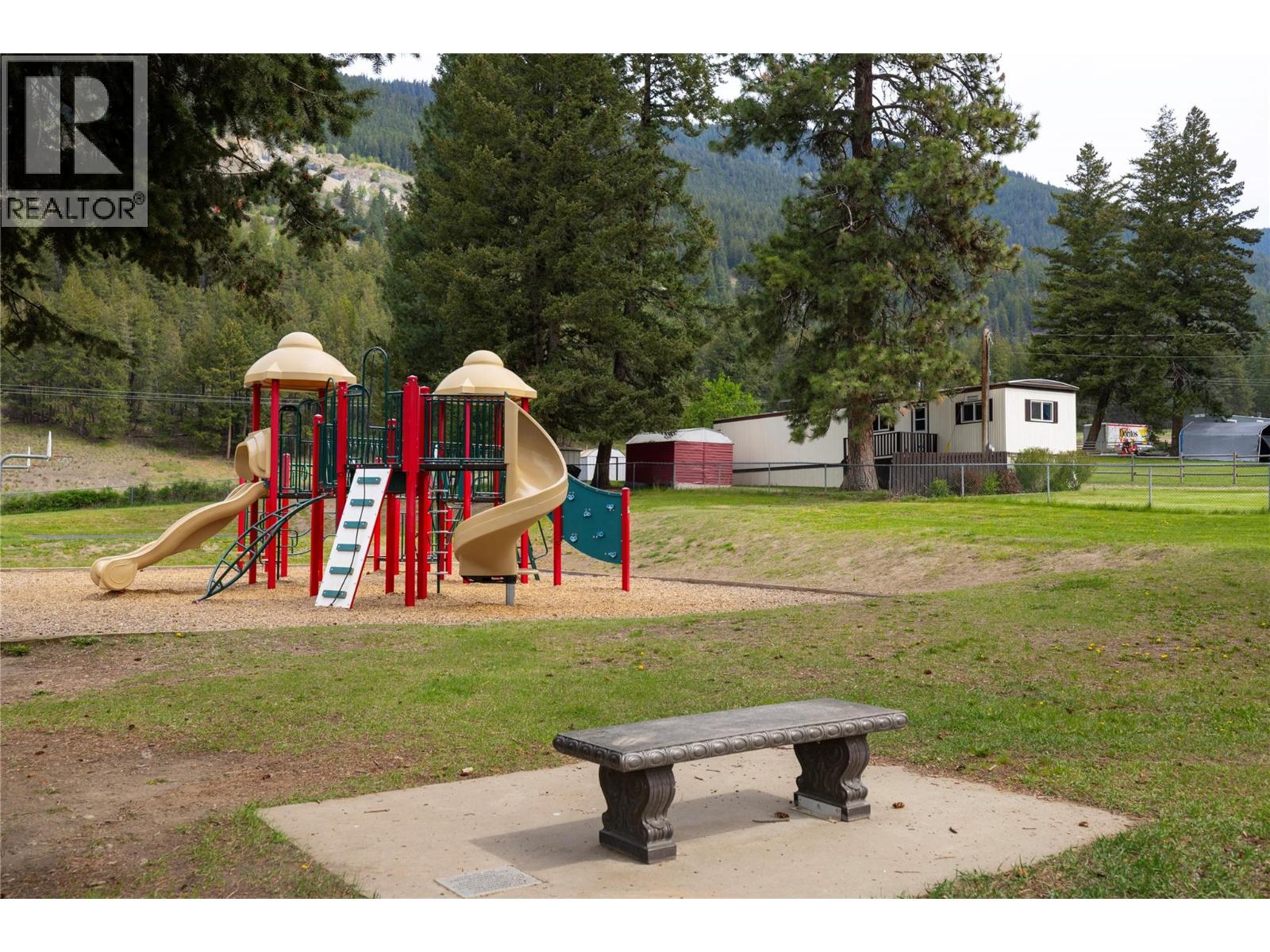 5708 Tuktakamin Road, Falkland, British Columbia  V0E 1W0 - Photo 51 - 10386512
