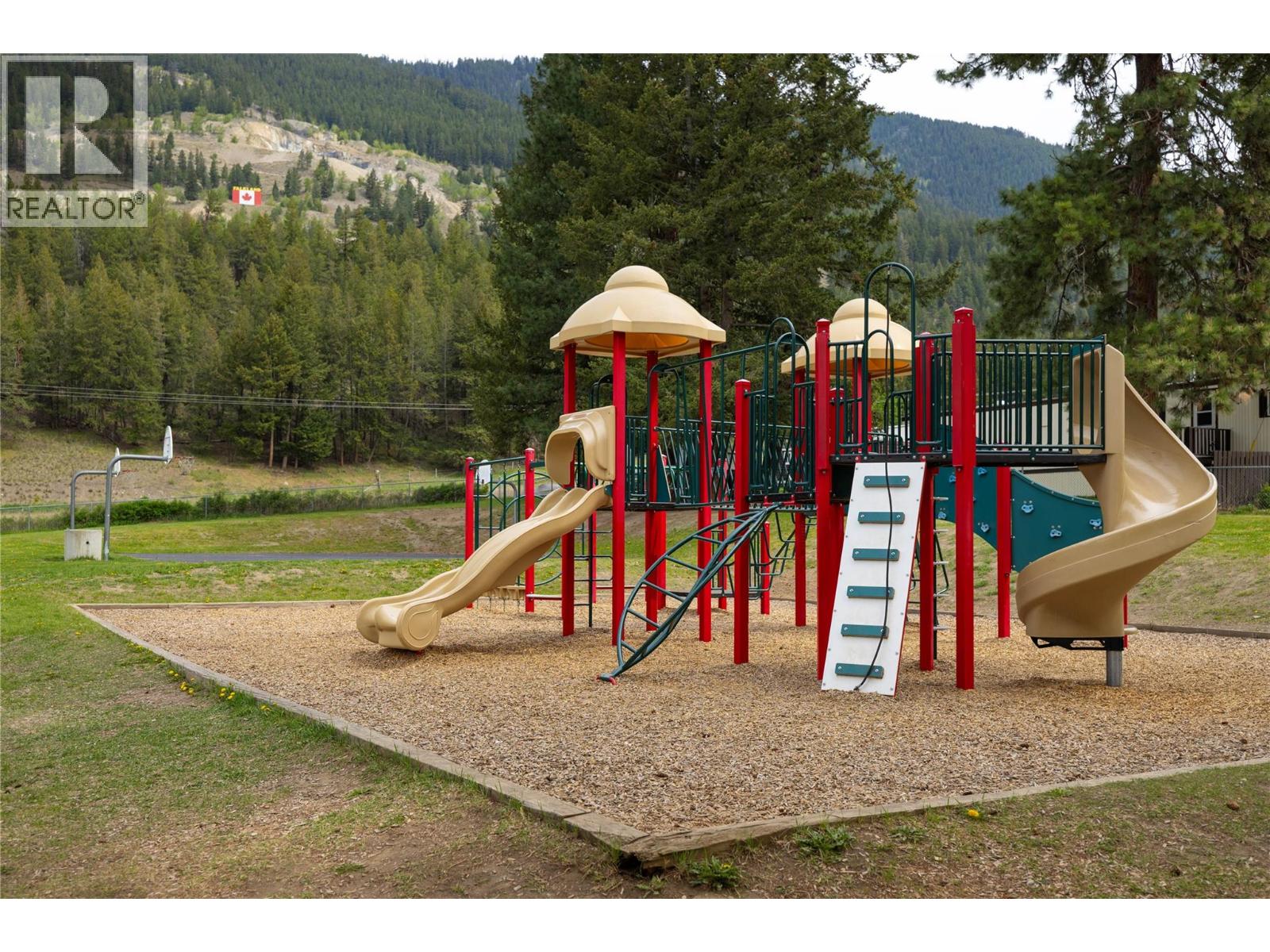 5708 Tuktakamin Road, Falkland, British Columbia  V0E 1W0 - Photo 52 - 10386512