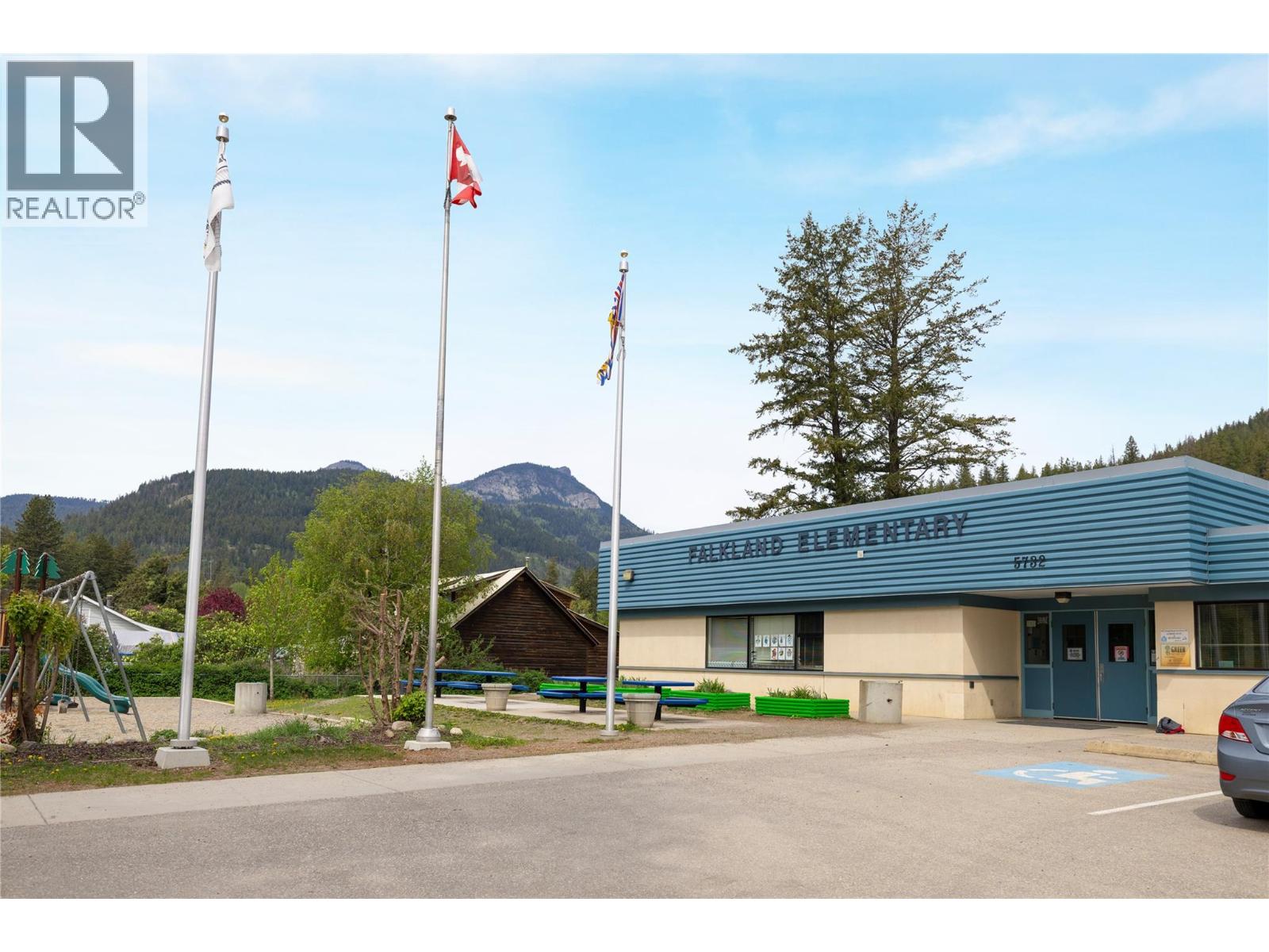 5708 Tuktakamin Road, Falkland, British Columbia  V0E 1W0 - Photo 56 - 10386512