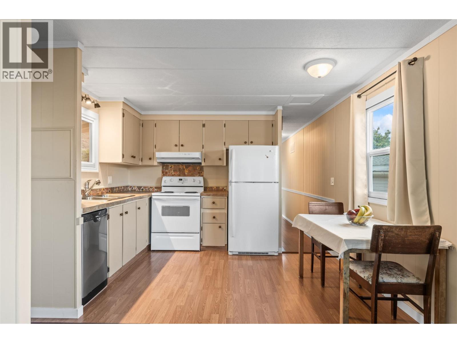 15401 Kalamalka Road Unit# 92, Coldstream, British Columbia  V1B 1Z3 - Photo 5 - 10386445