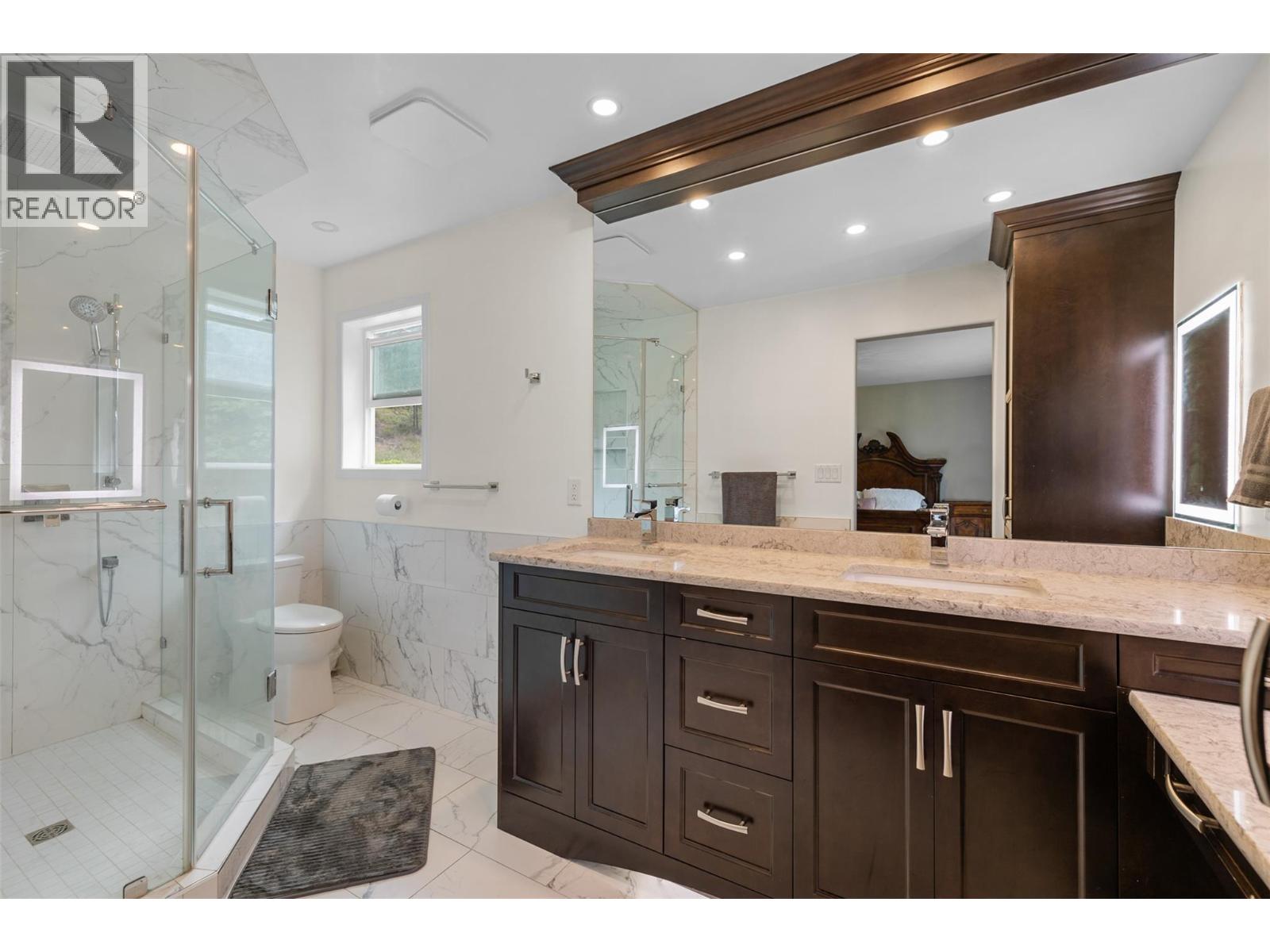 6051 Postill Lake Road, Kelowna, British Columbia  V1X 7V3 - Photo 25 - 10386597