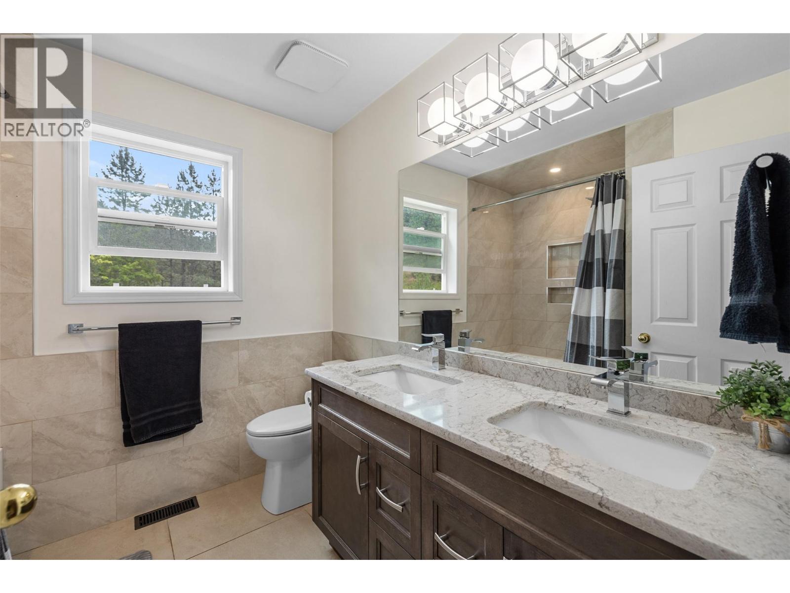 6051 Postill Lake Road, Kelowna, British Columbia  V1X 7V3 - Photo 28 - 10386597
