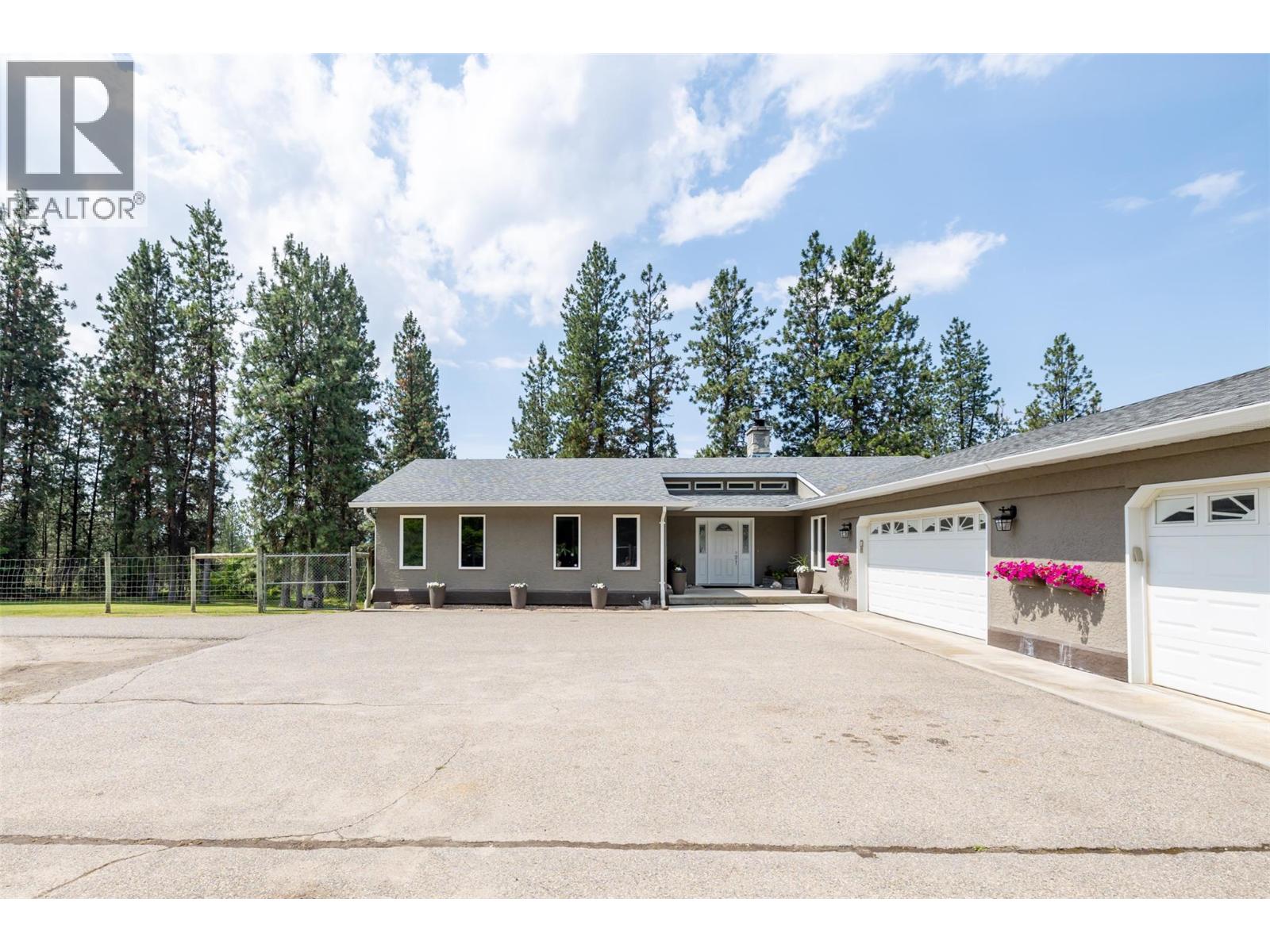 6051 Postill Lake Road, Kelowna, British Columbia  V1X 7V3 - Photo 44 - 10386597