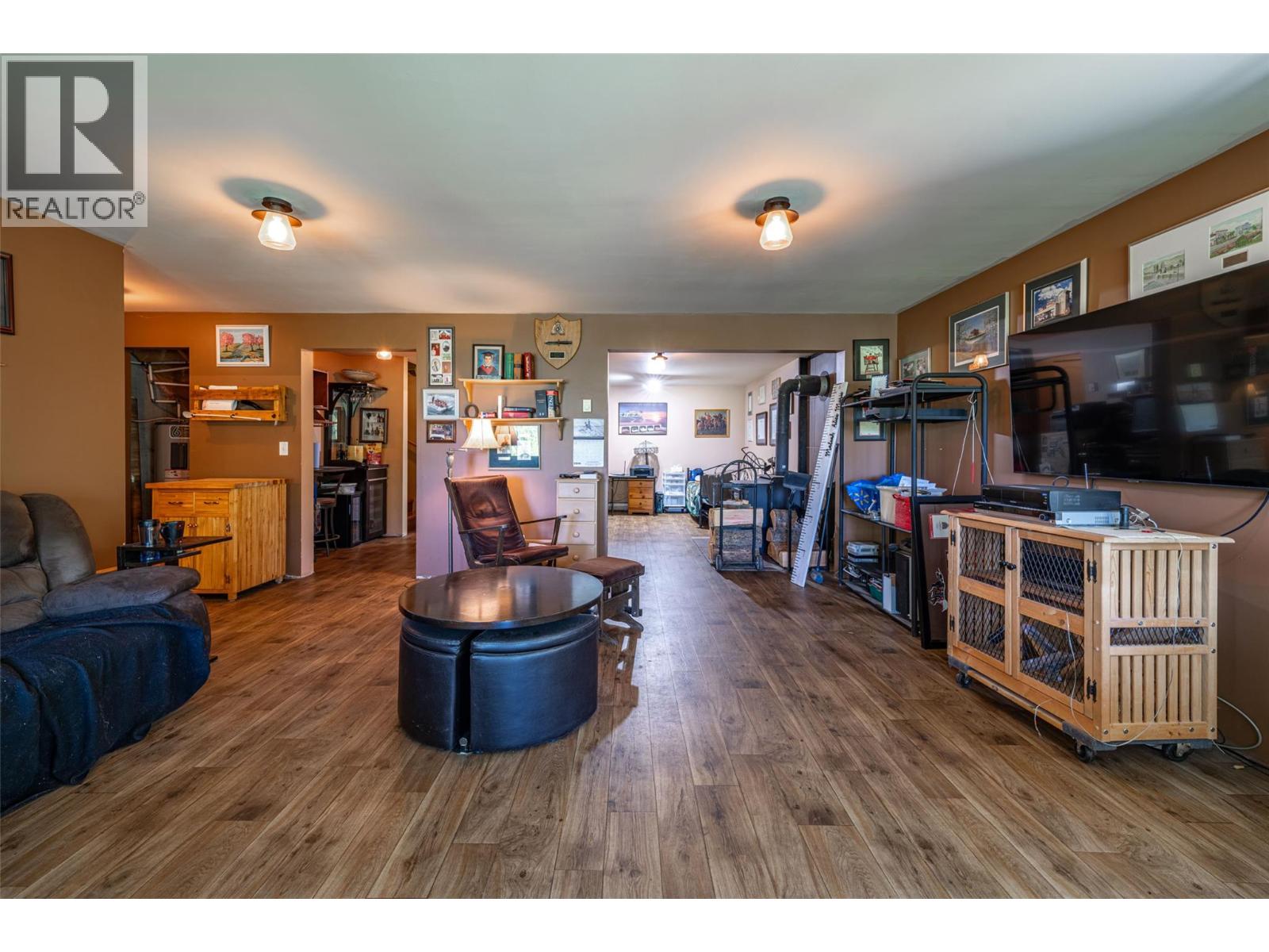 9255 Firehall Frontage Road, Salmon Arm, British Columbia  V1E 2X6 - Photo 46 - 10386563