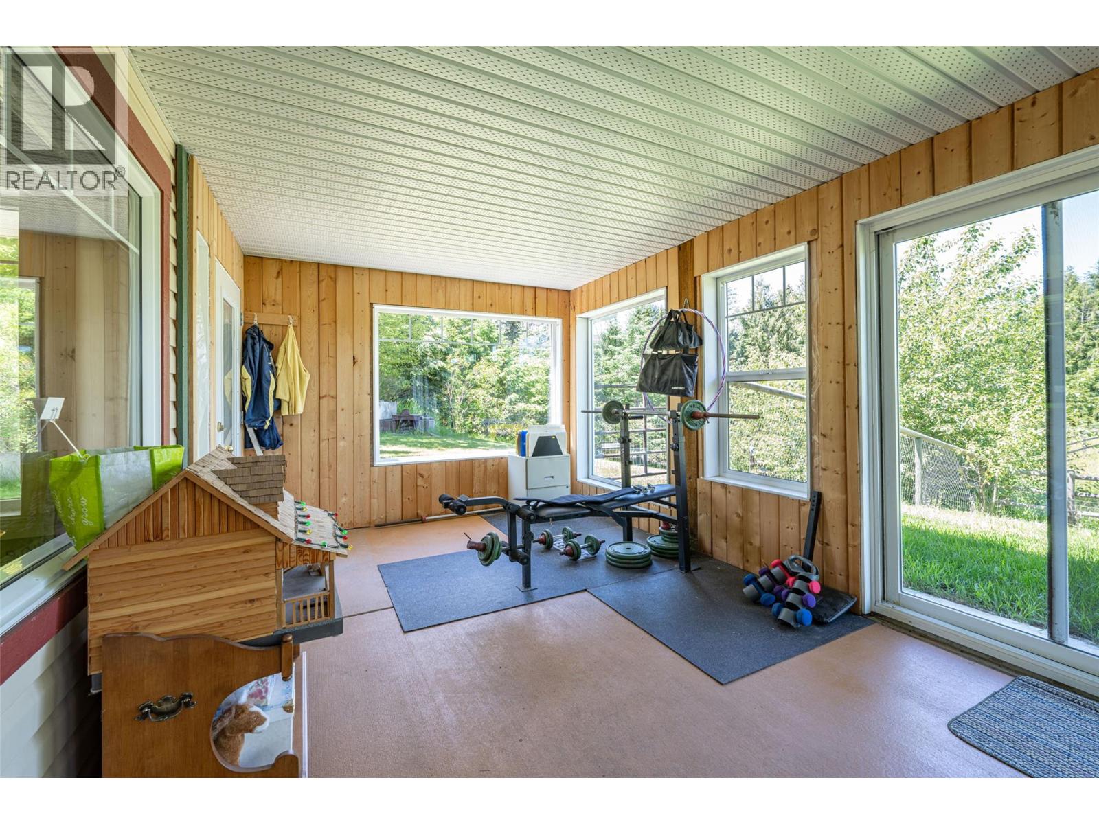 9255 Firehall Frontage Road, Salmon Arm, British Columbia  V1E 2X6 - Photo 48 - 10386563