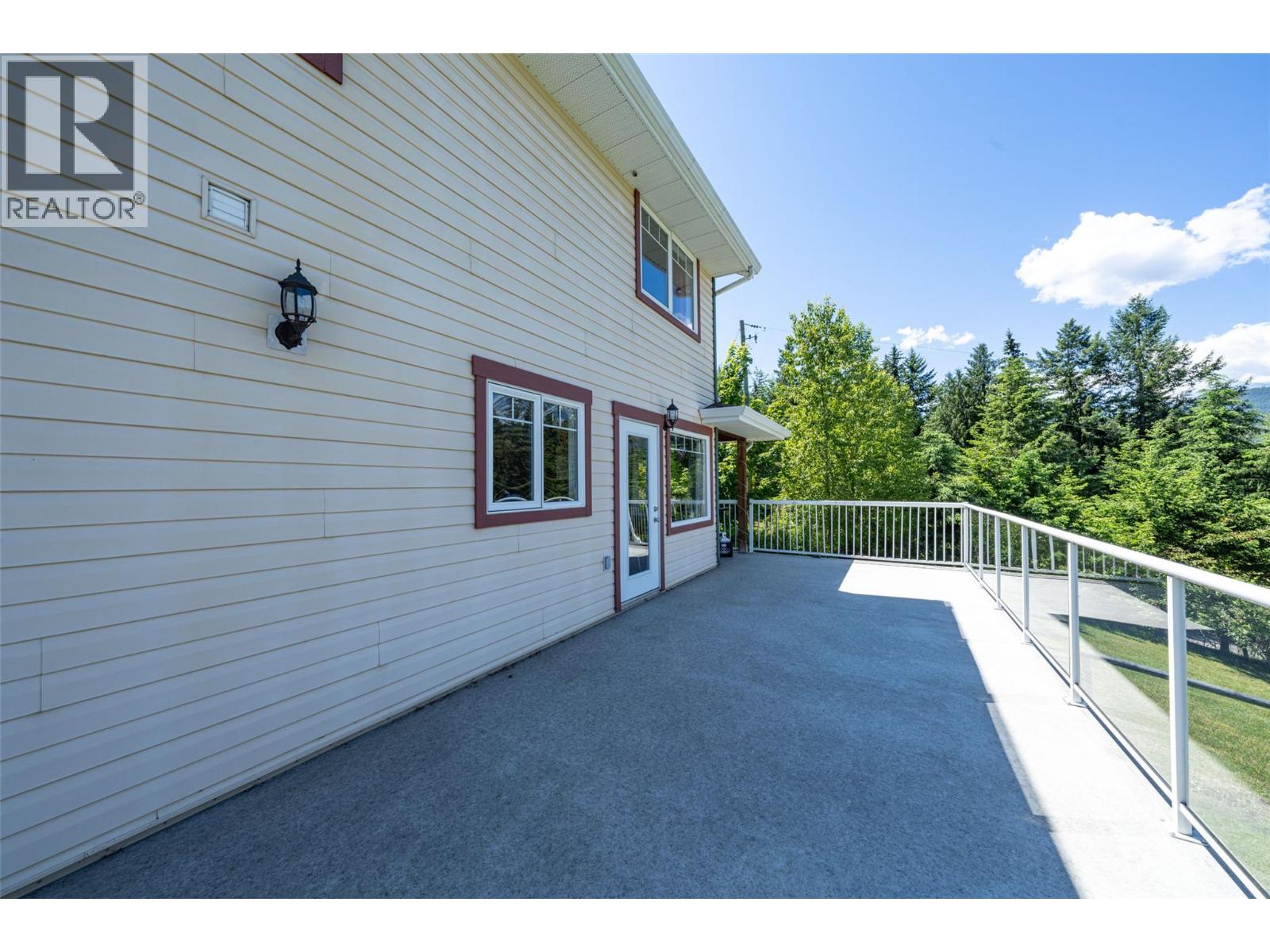 9255 Firehall Frontage Road, Salmon Arm, British Columbia  V1E 2X6 - Photo 53 - 10386563