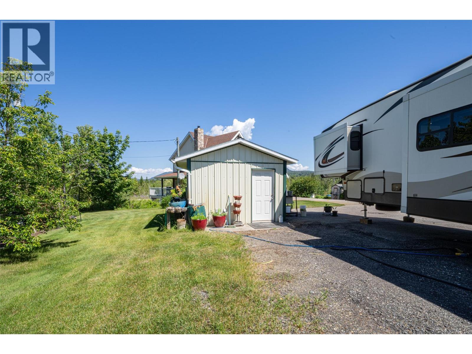 9255 Firehall Frontage Road, Salmon Arm, British Columbia  V1E 2X6 - Photo 66 - 10386563