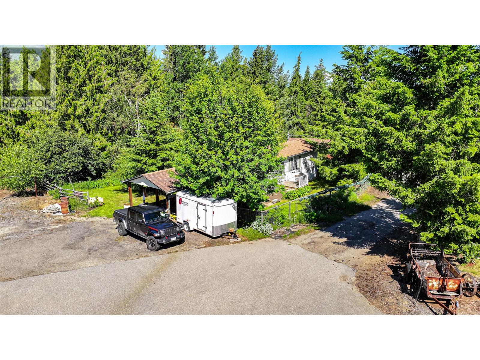 9255 Firehall Frontage Road, Salmon Arm, British Columbia  V1E 2X6 - Photo 77 - 10386563