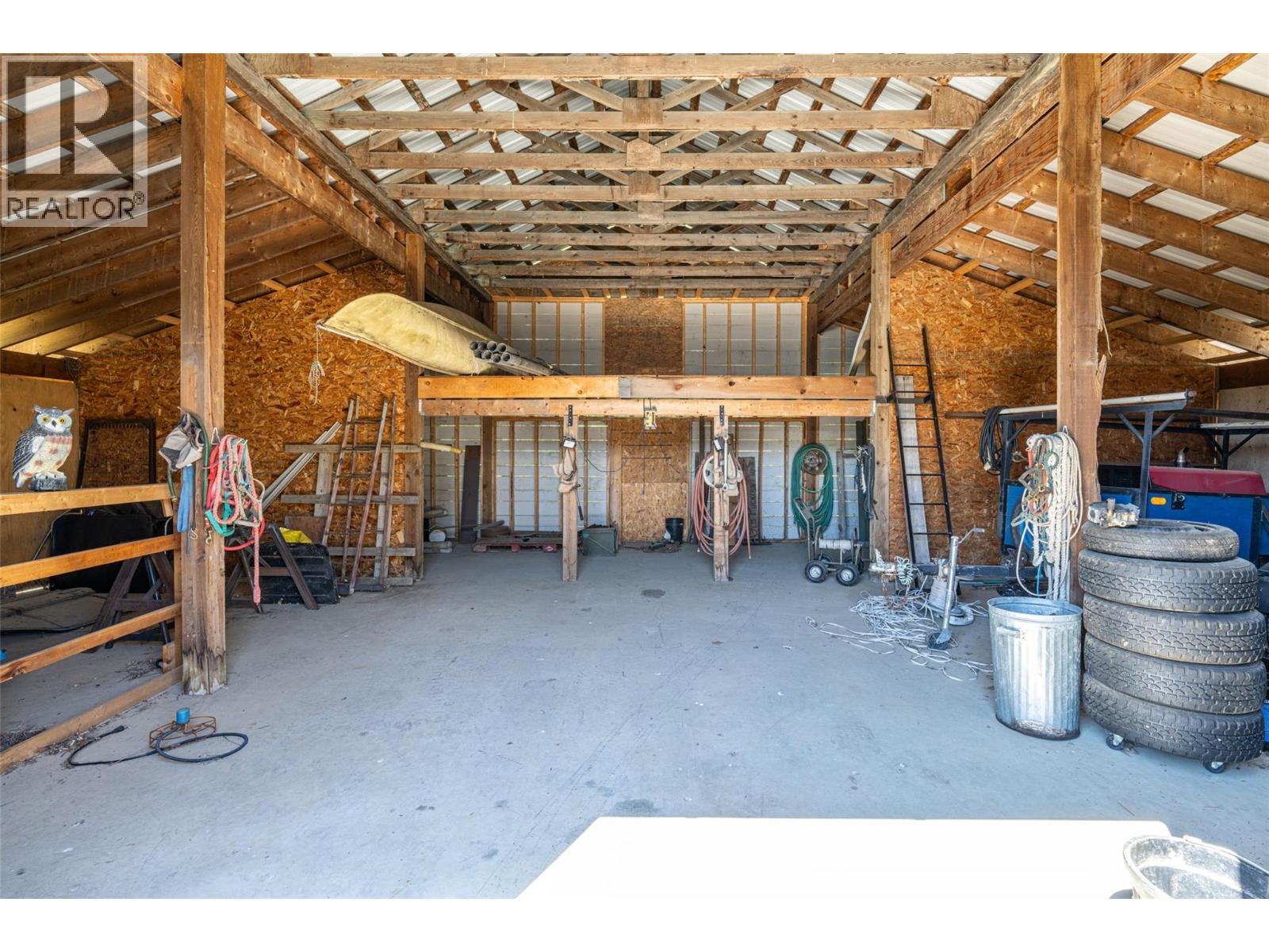 9255 Firehall Frontage Road, Salmon Arm, British Columbia  V1E 2X6 - Photo 89 - 10386563