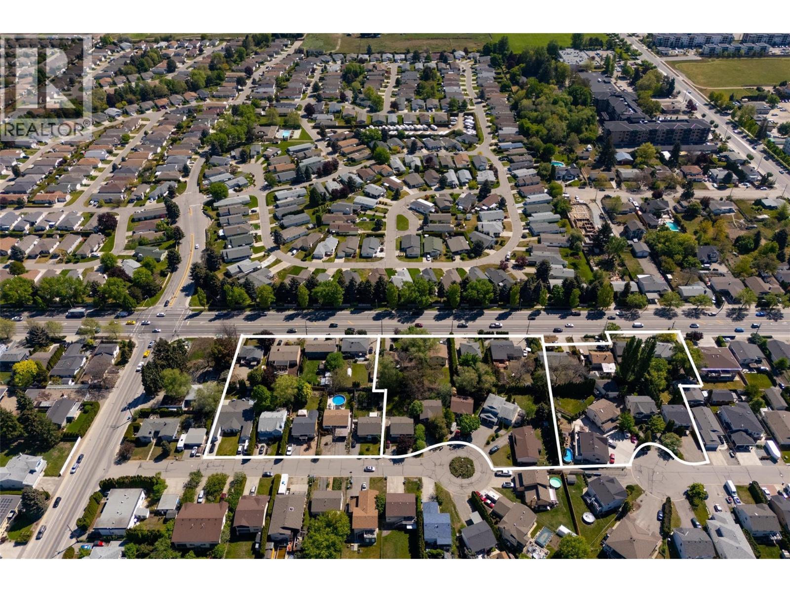 2900 Gordon Drive, Kelowna, British Columbia  V1W 3R3 - Photo 3 - 10386329