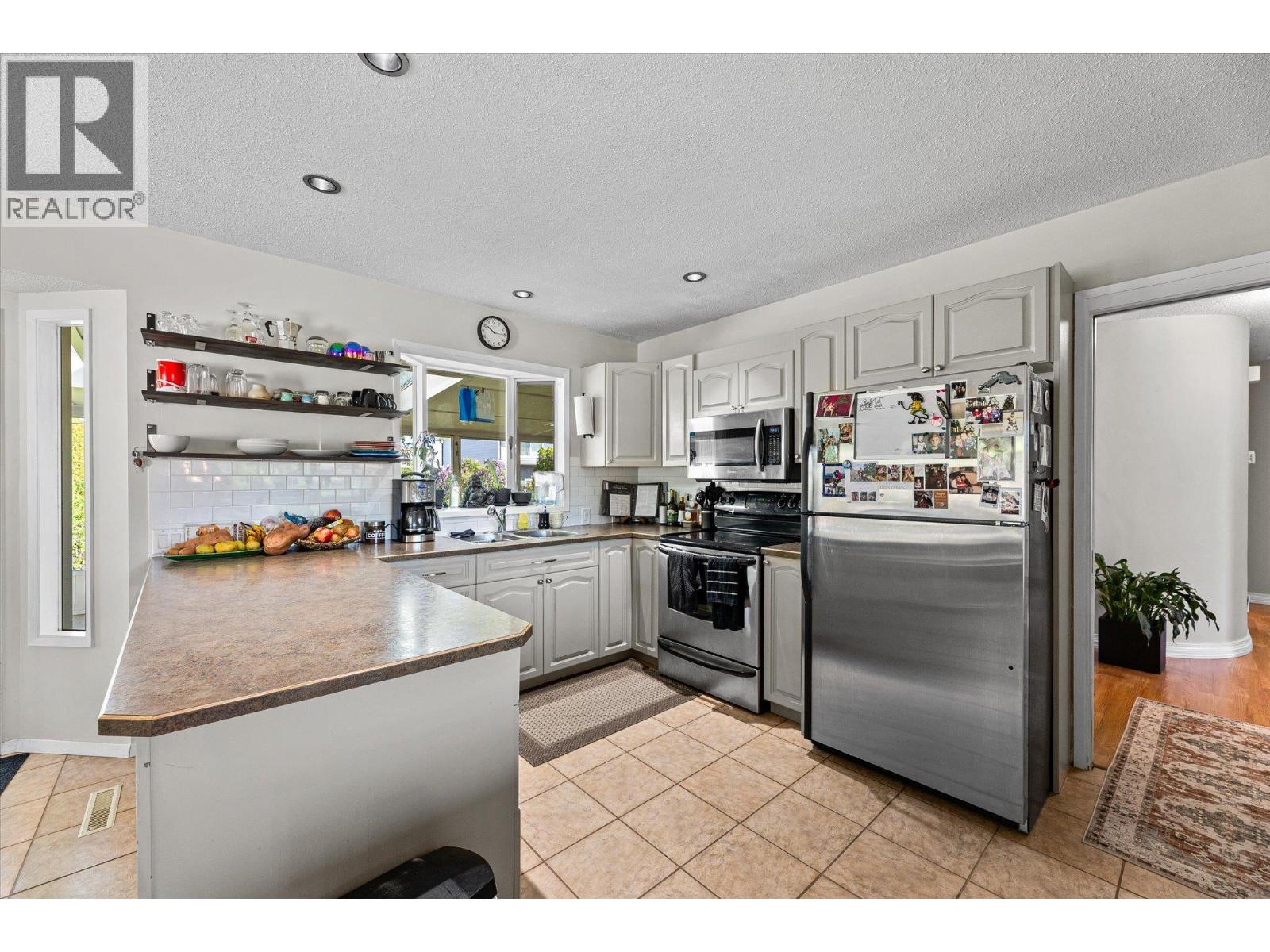 856 Birch Avenue, Kelowna, British Columbia  V1Y 5H4 - Photo 11 - 10386638