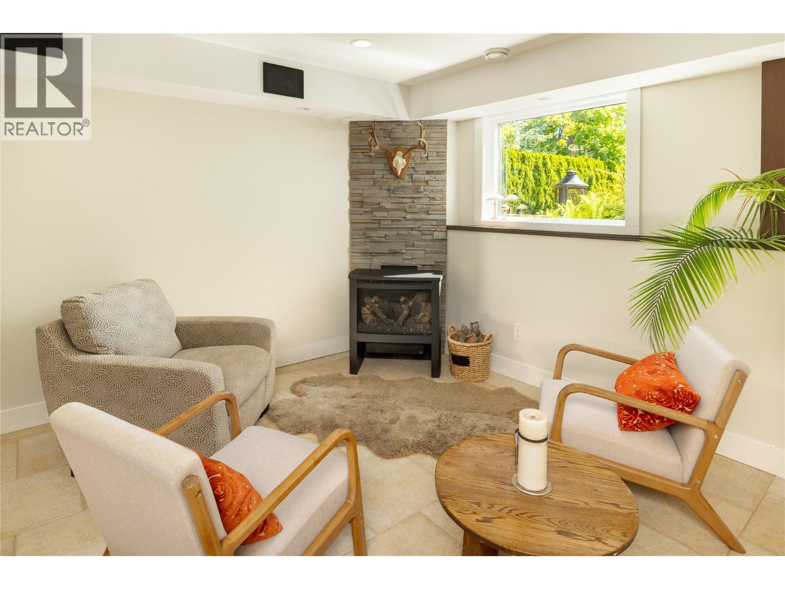 4837 Canyon Ridge Crescent, Kelowna, British Columbia  V1W 4A1 - Photo 30 - 10385522