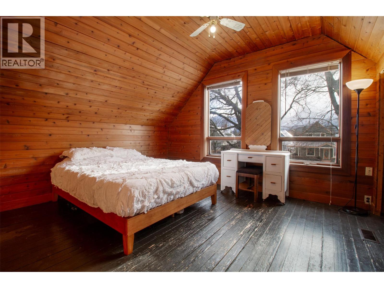 102 Third Street E, Revelstoke, British Columbia  V0E 2S0 - Photo 23 - 10386533