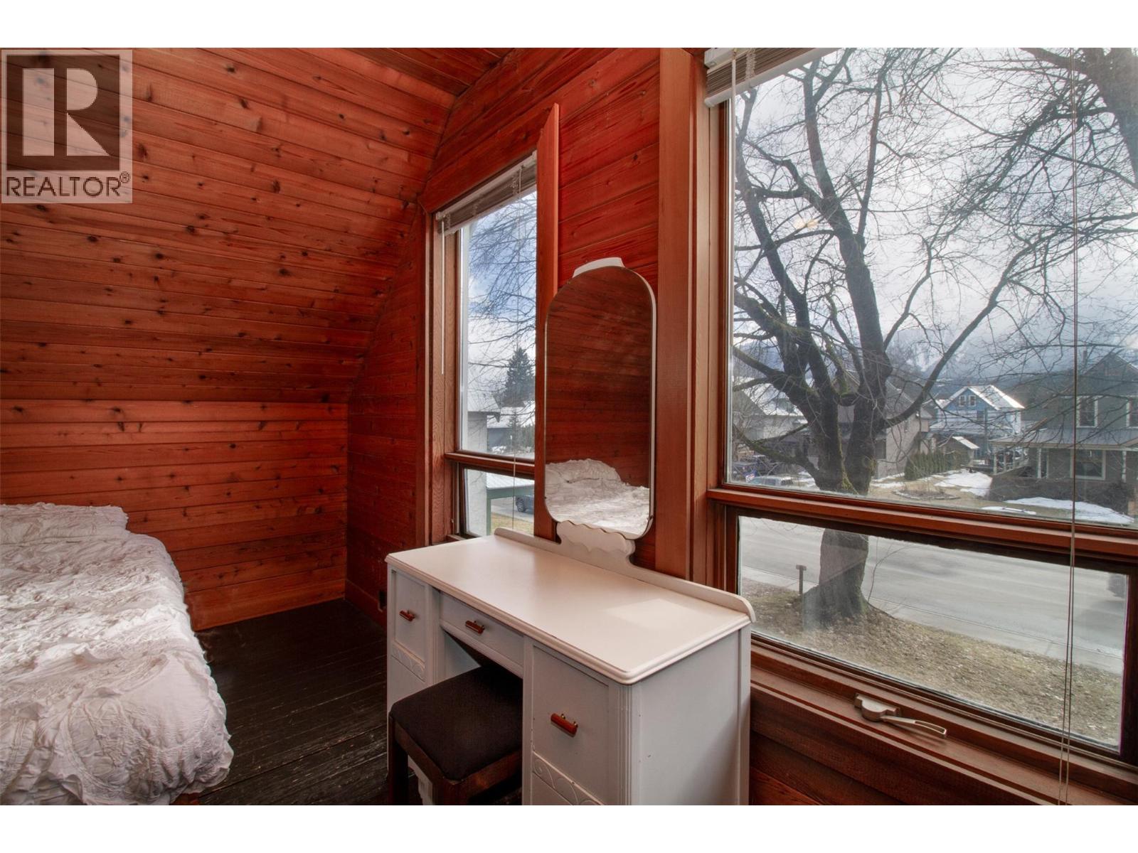 102 Third Street E, Revelstoke, British Columbia  V0E 2S0 - Photo 24 - 10386533