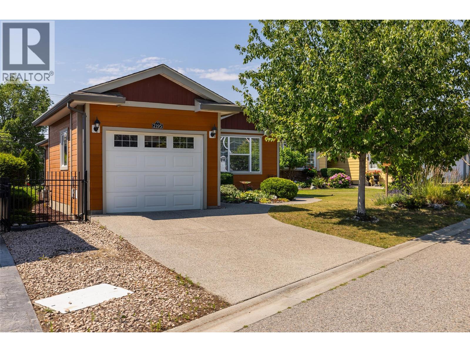 2195 Mimosa Drive, West Kelowna, British Columbia  V4T 3A5 - Photo 1 - 10386357