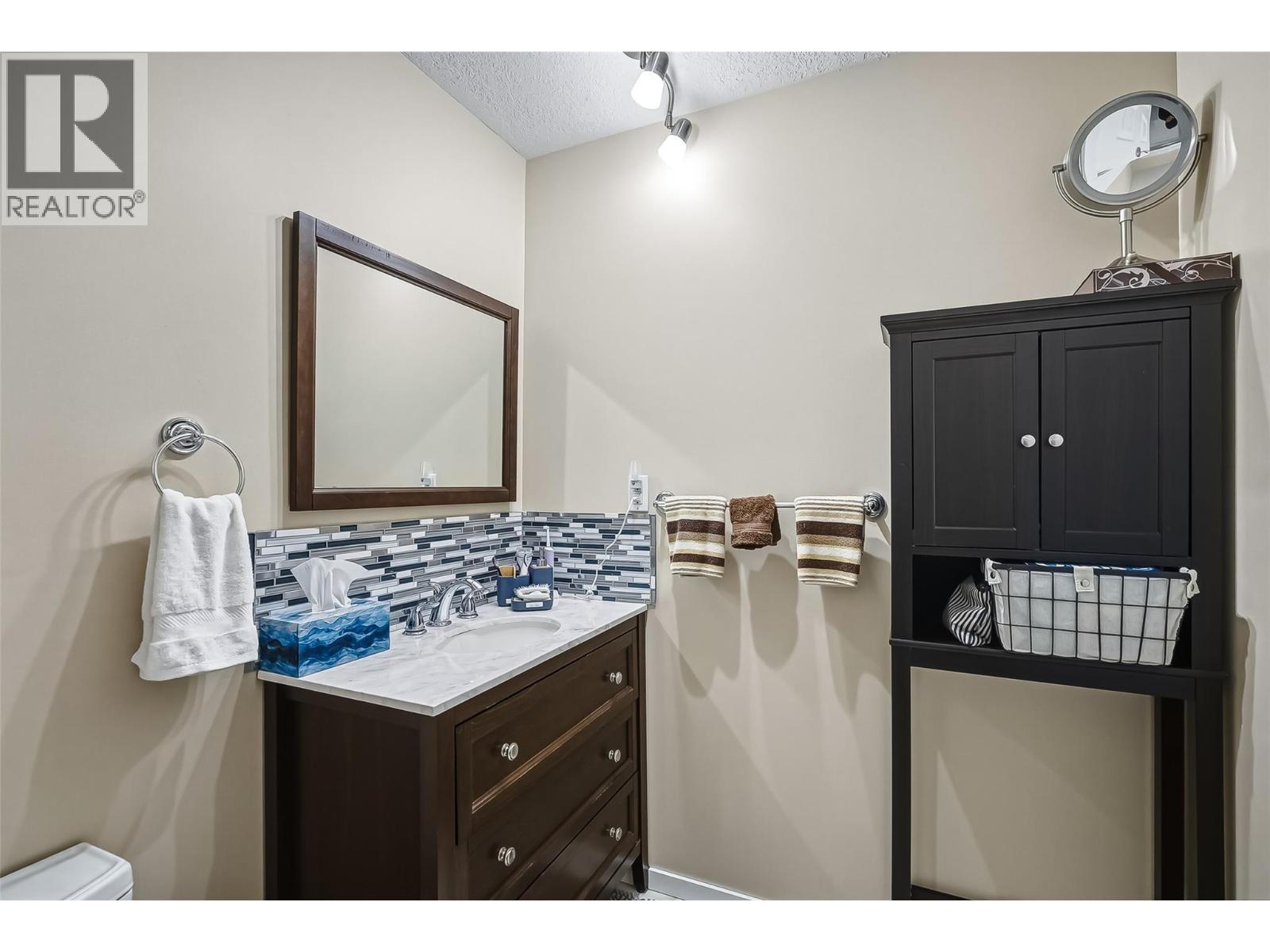 1751 Juniper Drive, Merritt, British Columbia  V1K 1J6 - Photo 34 - 10385843