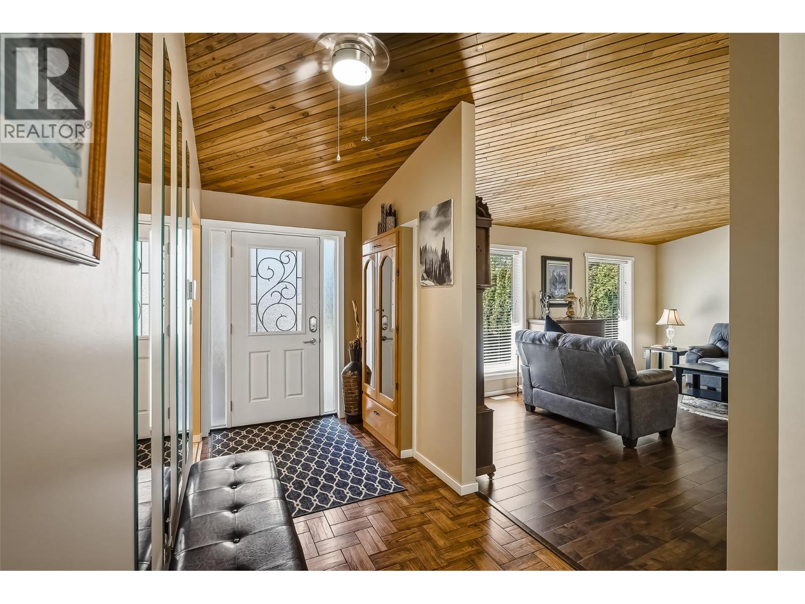1751 Juniper Drive, Merritt, British Columbia  V1K 1J6 - Photo 9 - 10385843