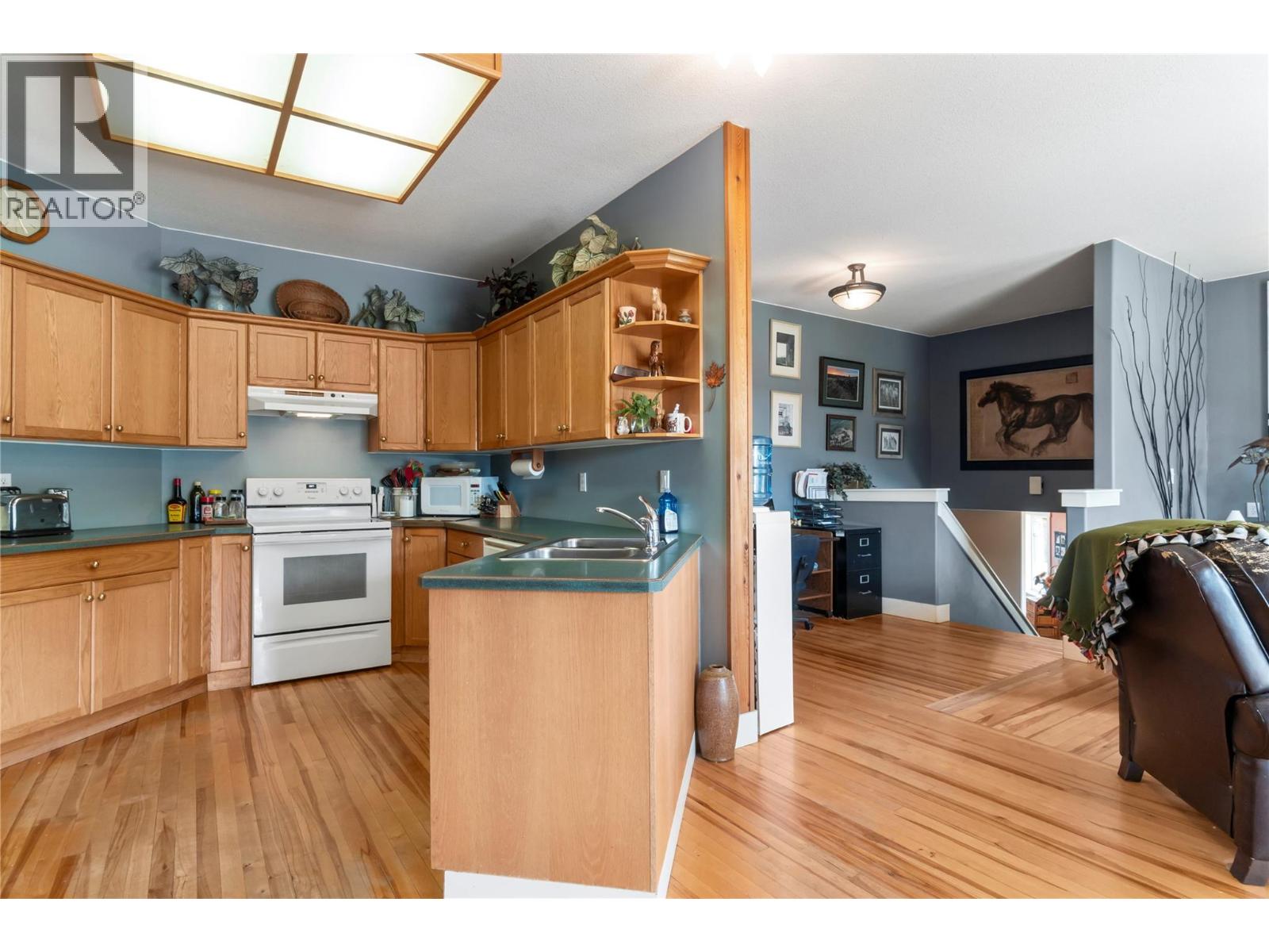 60 Timms Road, Salmon Arm, British Columbia  V1E 2P8 - Photo 16 - 10382639