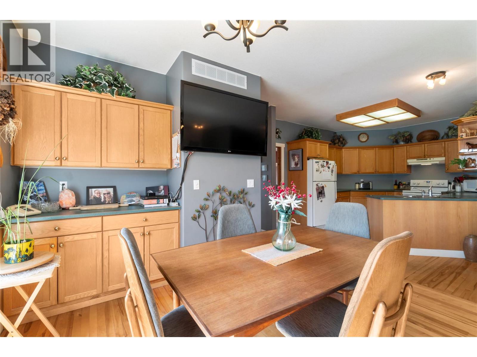 60 Timms Road, Salmon Arm, British Columbia  V1E 2P8 - Photo 17 - 10382639