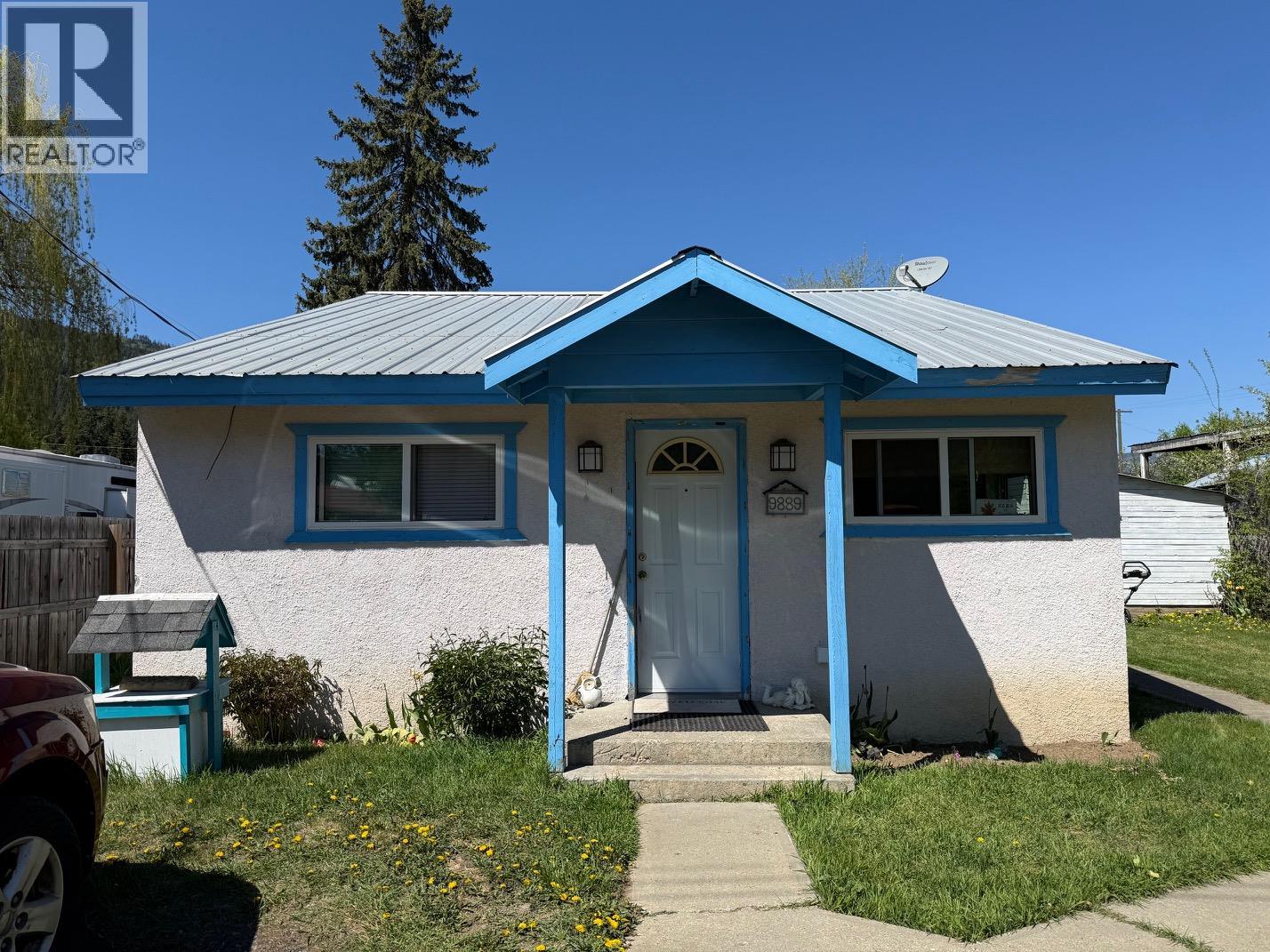 9889 Latremouille Street, little fort, British Columbia