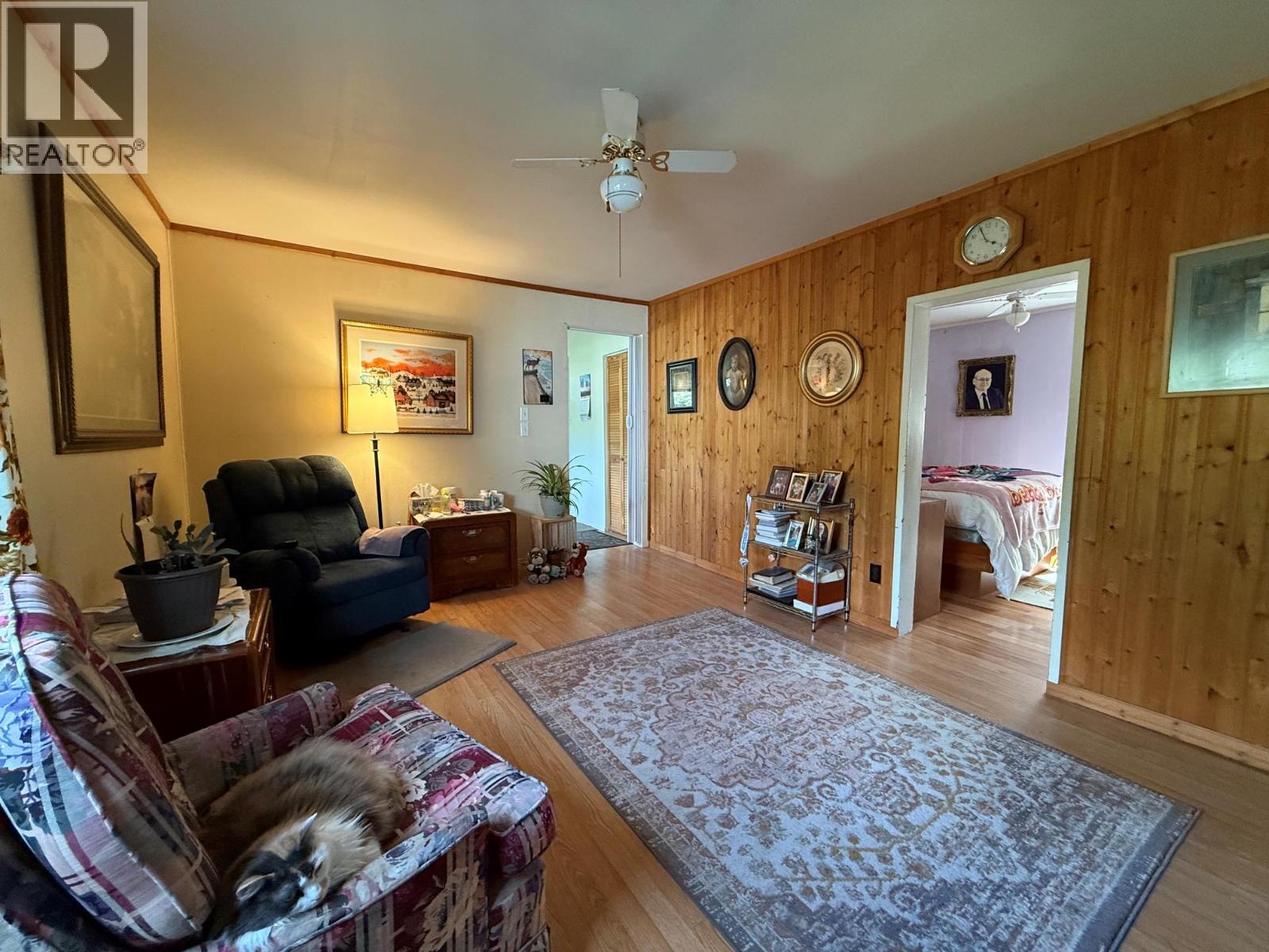 9889 Latremouille Street, Little Fort, British Columbia  V0E 2C0 - Photo 4 - 10386683