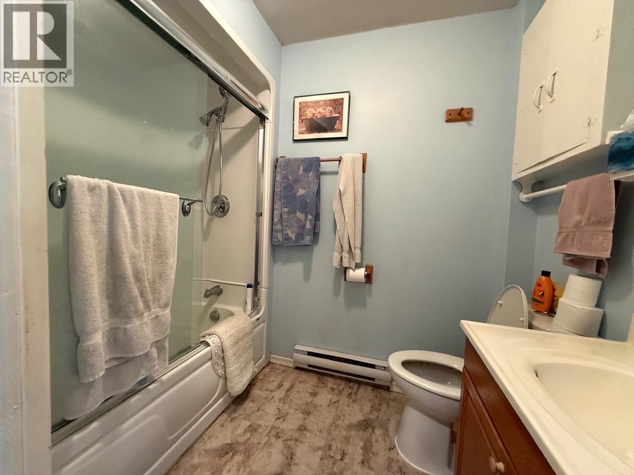 9889 Latremouille Street, Little Fort, British Columbia  V0E 2C0 - Photo 8 - 10386683