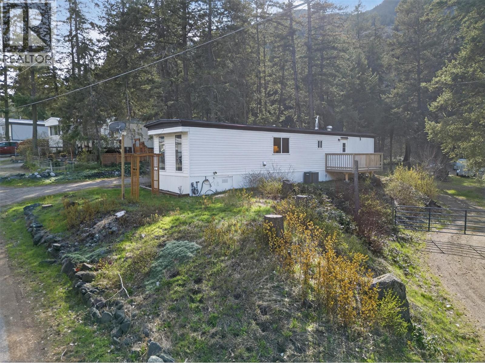 1514 HWY 3A Unit# 16, keremeos, British Columbia