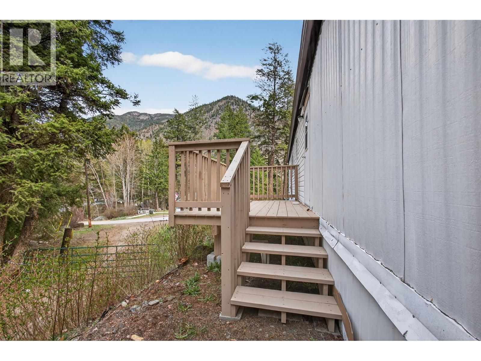 1514 Hwy 3a Unit# 16, Keremeos, British Columbia  V0X 1N6 - Photo 22 - 10386572
