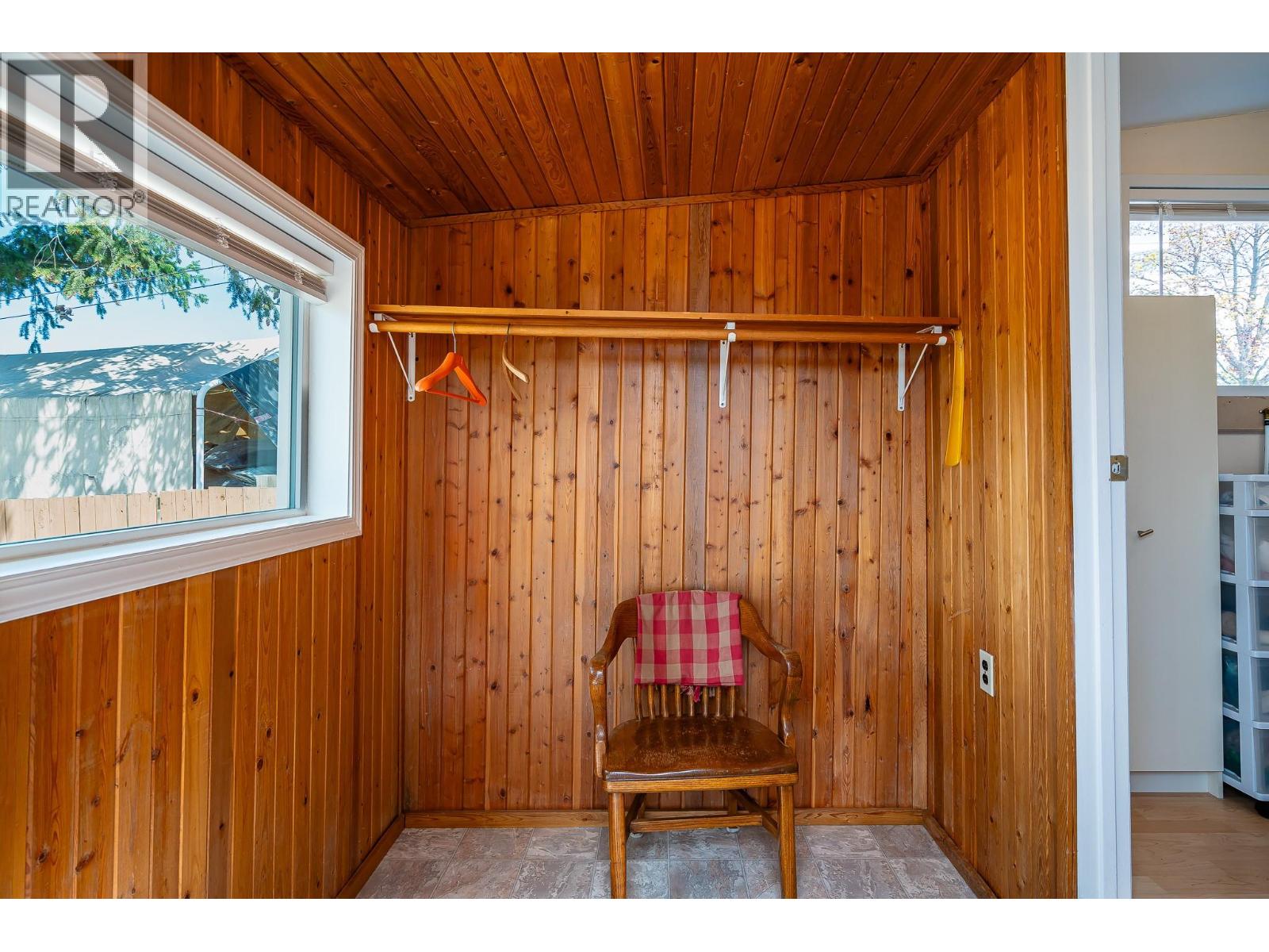 302 Valley Road N, Kelowna, British Columbia  V1V 2G1 - Photo 18 - 10386608