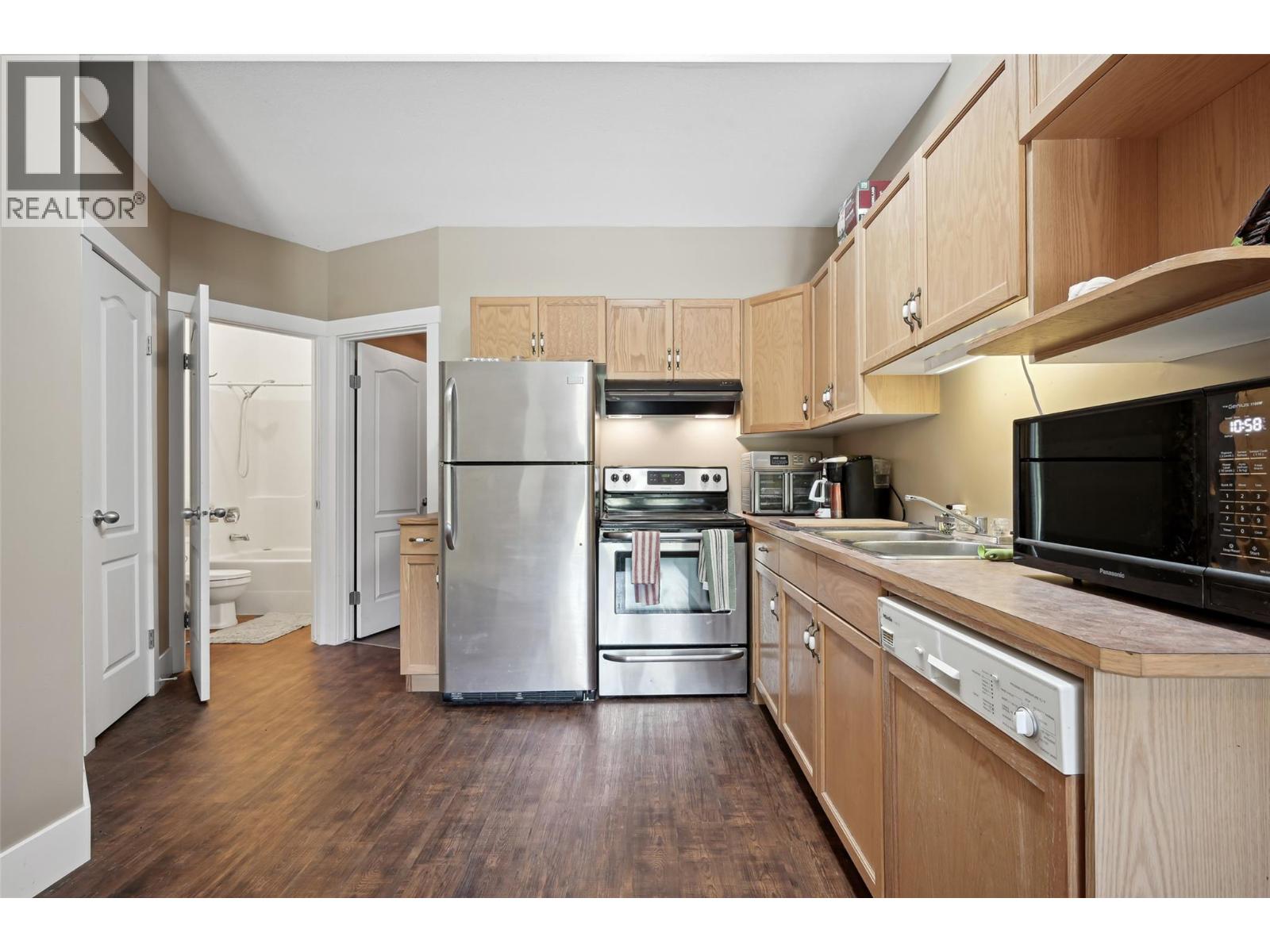 630 Green Road, Canal Flats, British Columbia  V0B 1B0 - Photo 35 - 10386664