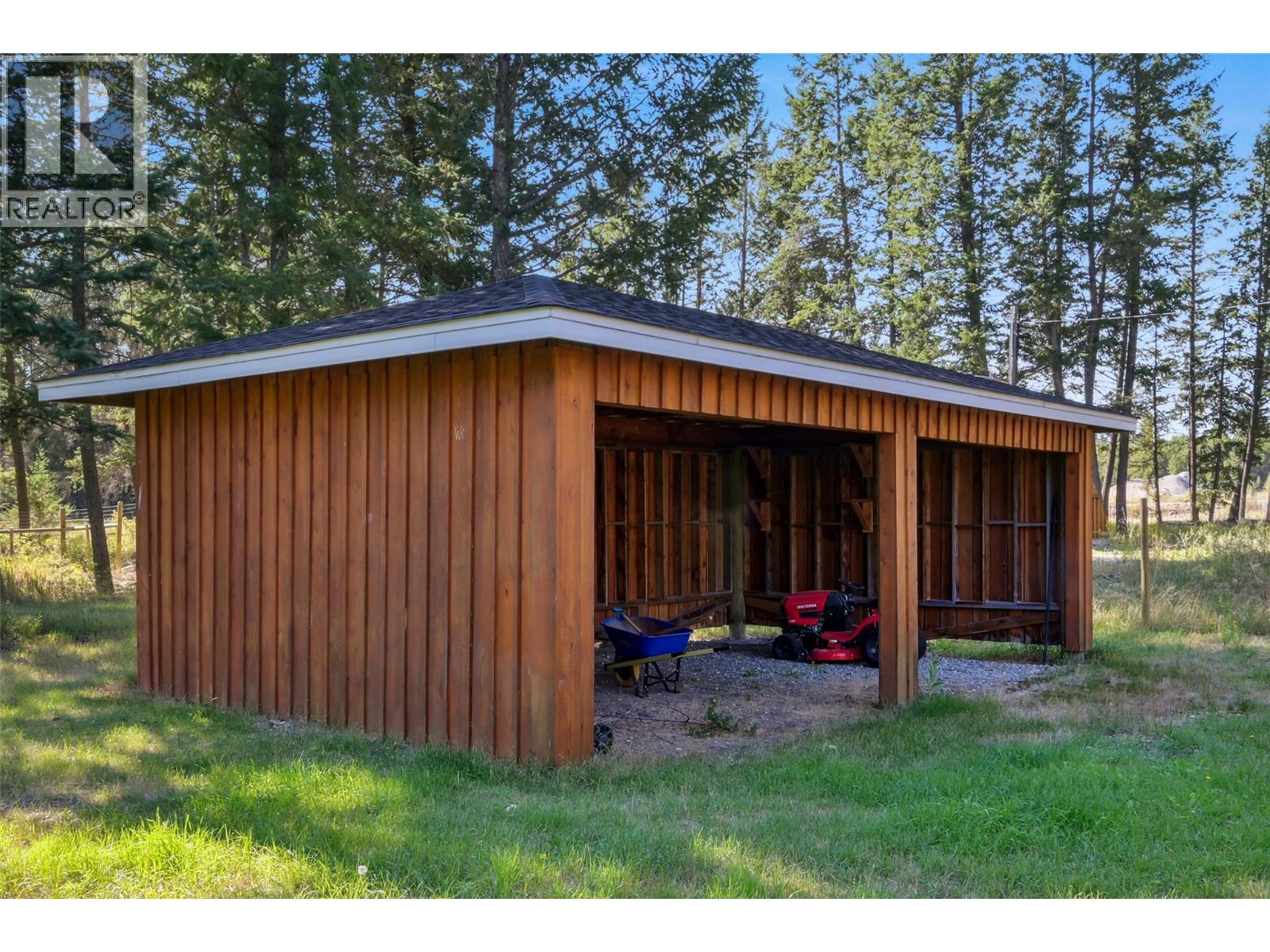 630 Green Road, Canal Flats, British Columbia  V0B 1B0 - Photo 49 - 10386664