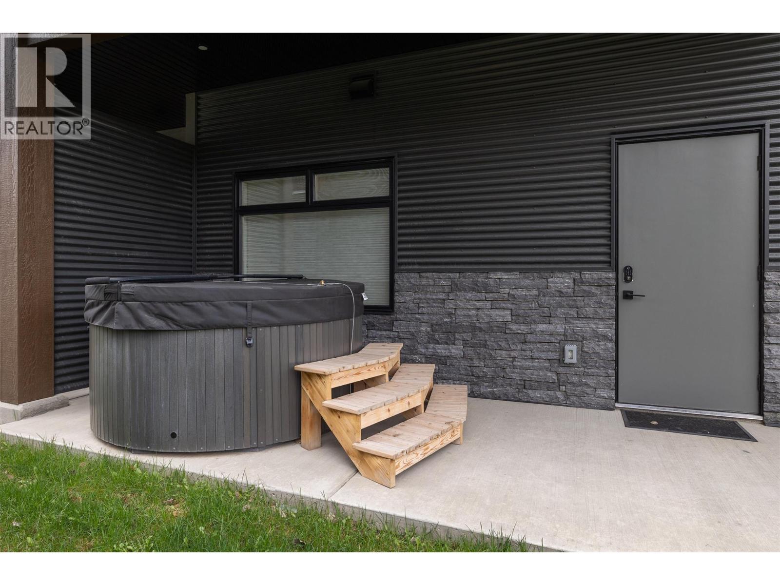 700 Riverside Way Unit# 101, Fernie, British Columbia  V0B 1M7 - Photo 56 - 10385280