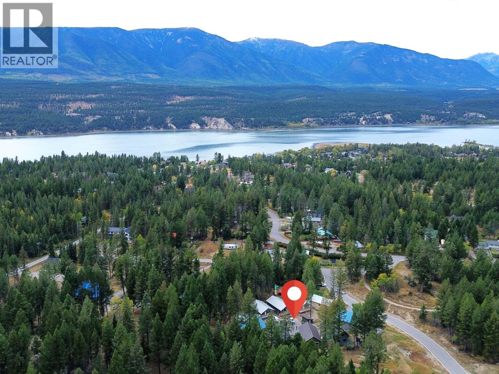1938 Foxwood Trail Unit# 10, Windermere, British Columbia  V0B 2L2 - Photo 4 - 10386618
