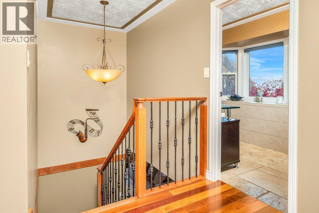 3221 Crosby Road, Vernon, British Columbia  V1T 4Z7 - Photo 22 - 10386483